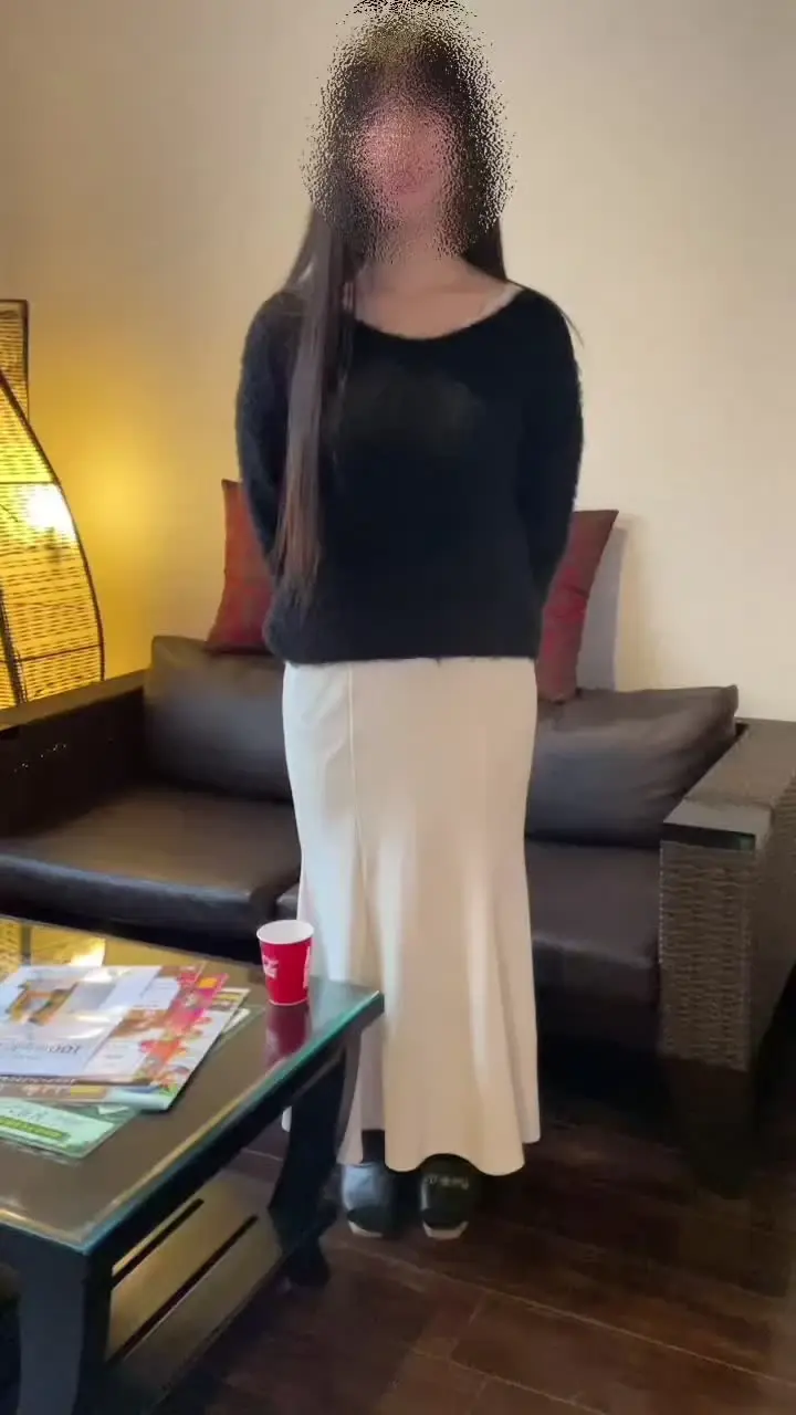レゲェパンチ「卒業式の翌日に中イキしてみたいと レゲェパンチに会いにきてくれた◯◯歳 おもちゃで連続アクメきめさせられ、」の投稿サムネイル