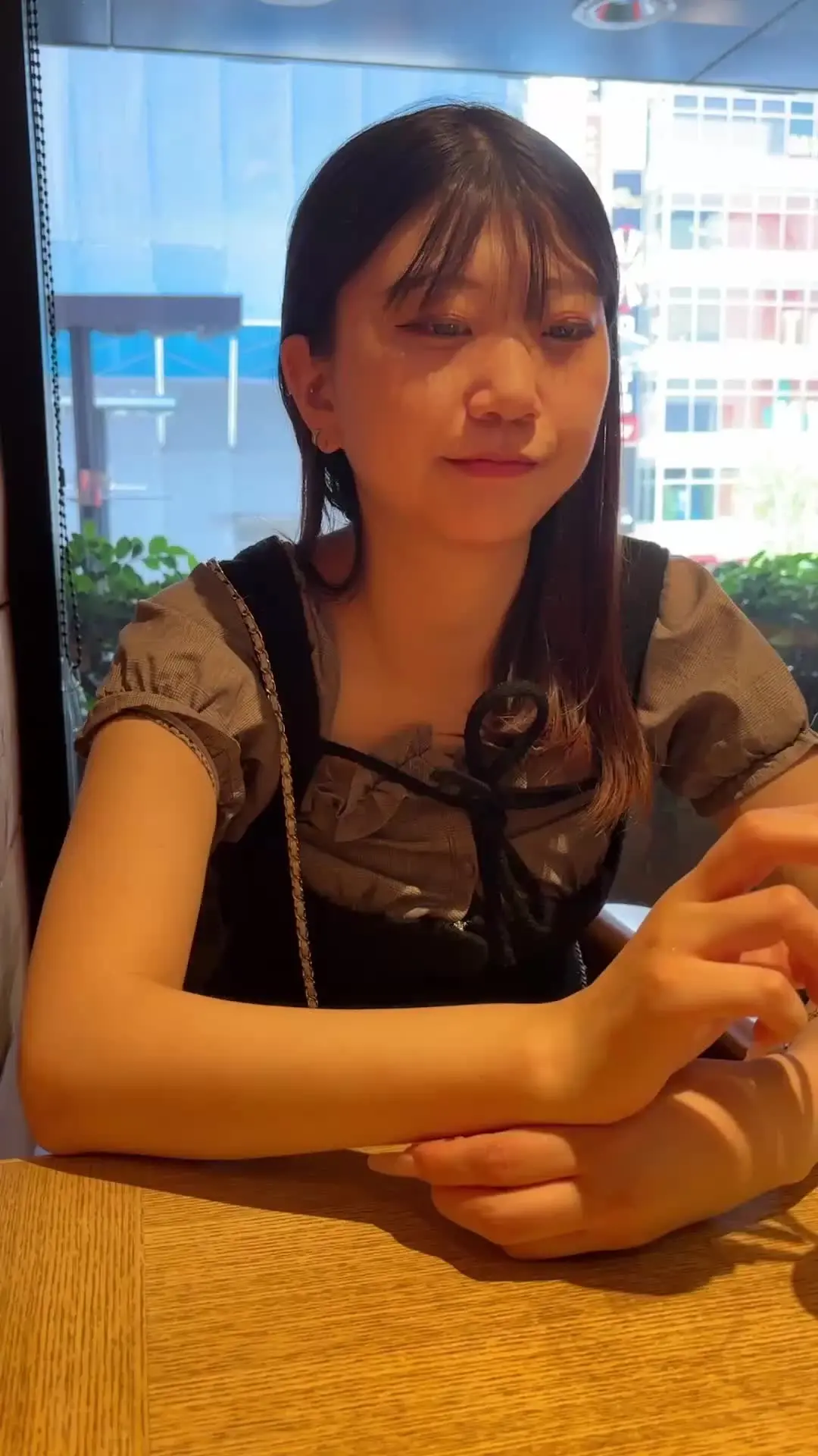 幸せの絶頂から【新婚寝取り屋】「27歳保育士さんから、「籍を入れて人妻になる前に最後にハメを外したい。」と連絡を受け、生中出し。 もうご両親との挨拶も済ませ、まもなく結婚するようです。 多くは」の投稿サムネイル