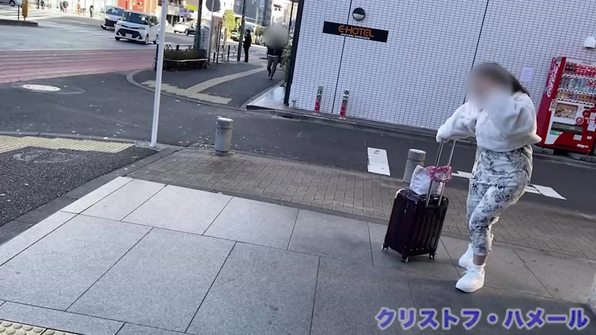 福岡のクリハメ@うぶな地方女子とガチハメ撮り「【サンプル動画】神奈川の美容専門学校生ともちゃん(20) ↓本編フルバージョンはこちら↓ 💛プレミアムプラン💛用「完全顔出し」フルバージョン(全1時間31分)」の投稿サムネイル