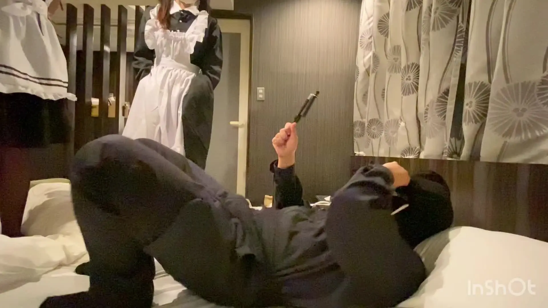 Ryuunosuke「休憩室でガス抜きしているメイドさんにおならを嗅がせてくださいと頼んでみた。」の投稿サムネイル