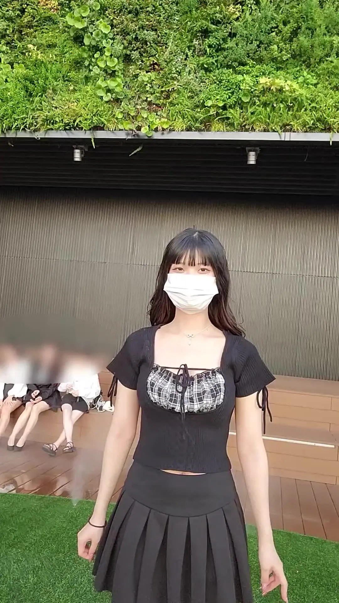 ねる「【本編お顔出し！】 ねるとせっくすおんざびーち⛱️ ねるとせっくすおんざびーち⛱️」の投稿サムネイル