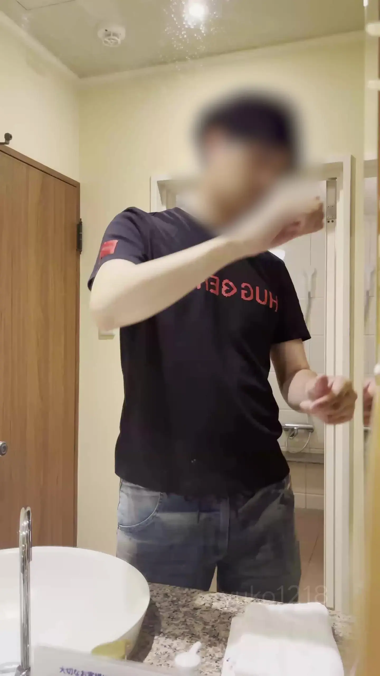 れんれん【他では見れない本当の素人さん】「【可愛い他人妻と密会】 ランチ&スイーツのあと、HOTELへ直行！ 鏡前でイチャイチャ、着衣のまま生挿入…」の投稿サムネイル