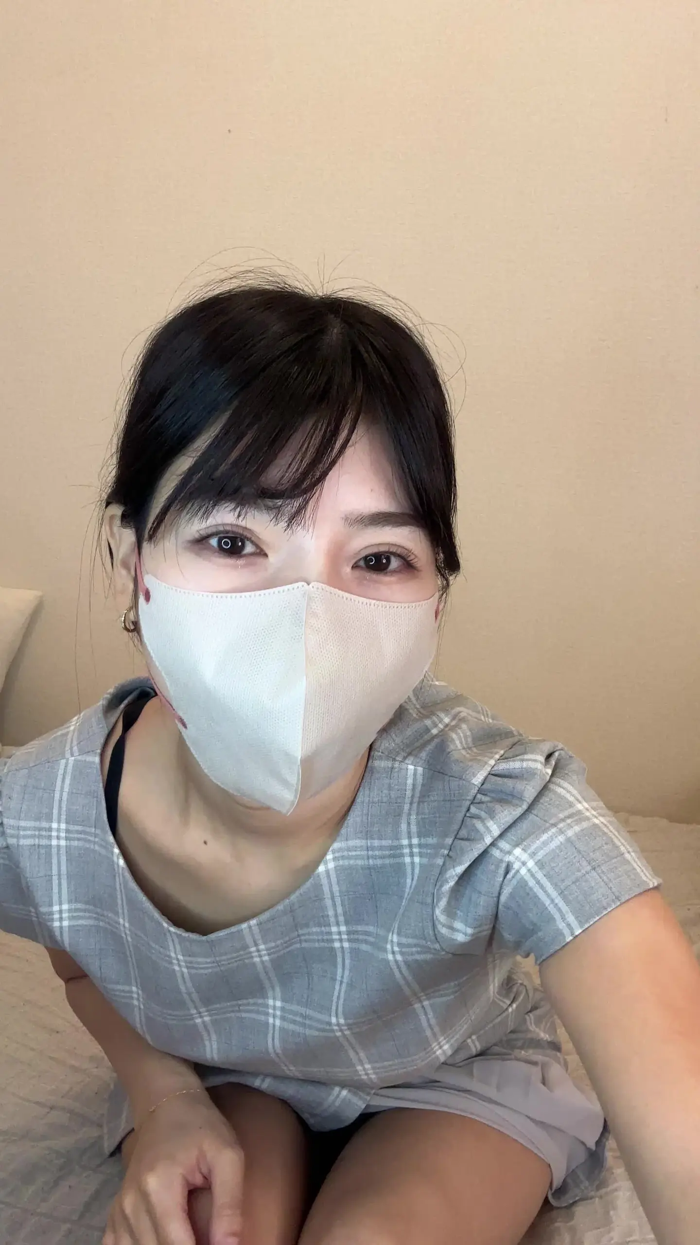 ひなみふぁみりあ「めぐみです🩷 はじめてファンクラブでエッチな声を出してみました。 恥ずかしかったけど頑張ったので見てもらえると嬉しいです🩷」の投稿サムネイル