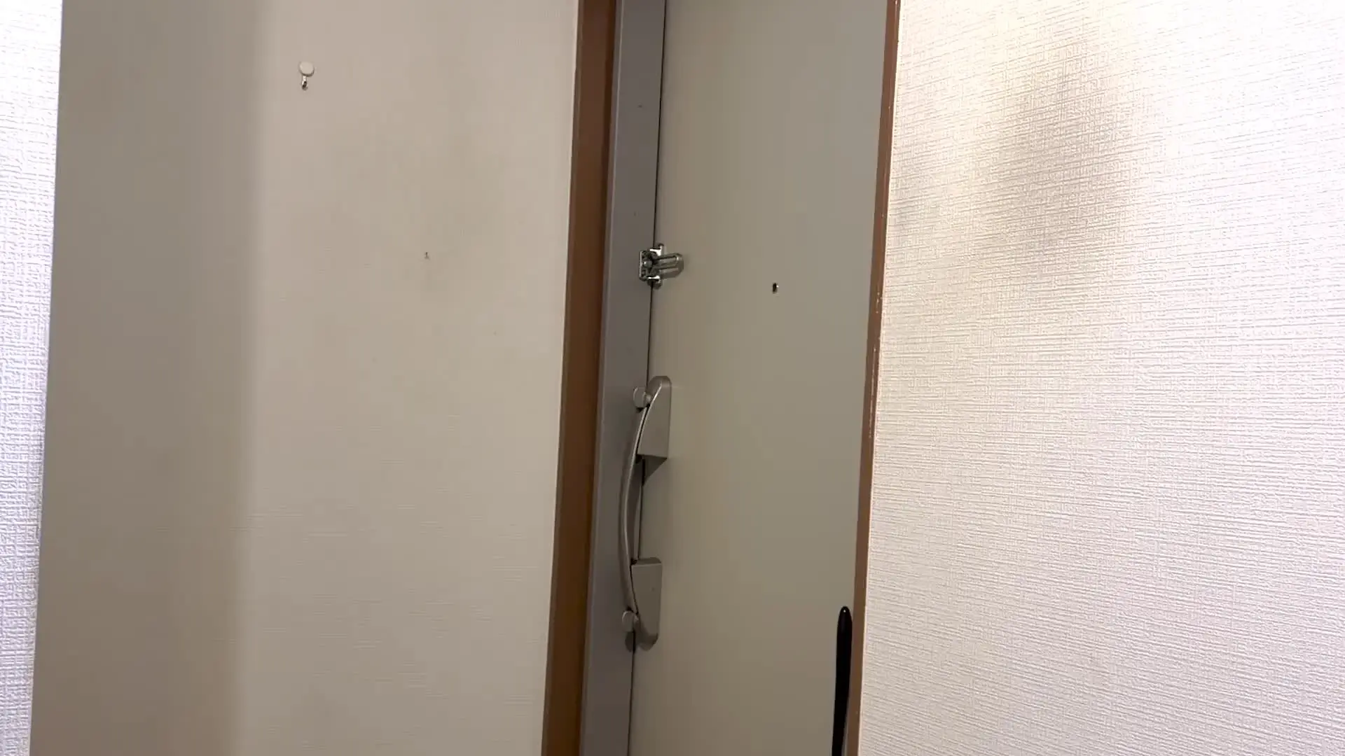 【男子禁制】百合パーソナルトレーニング「こんばんは、しおりです🌙 女性専用のパーソナルトレーナーを始めてから、少しずつモニターさんも増えてきました✨ 今回来てくれたのは、20人目のモニター、ちさとさん」の投稿サムネイル