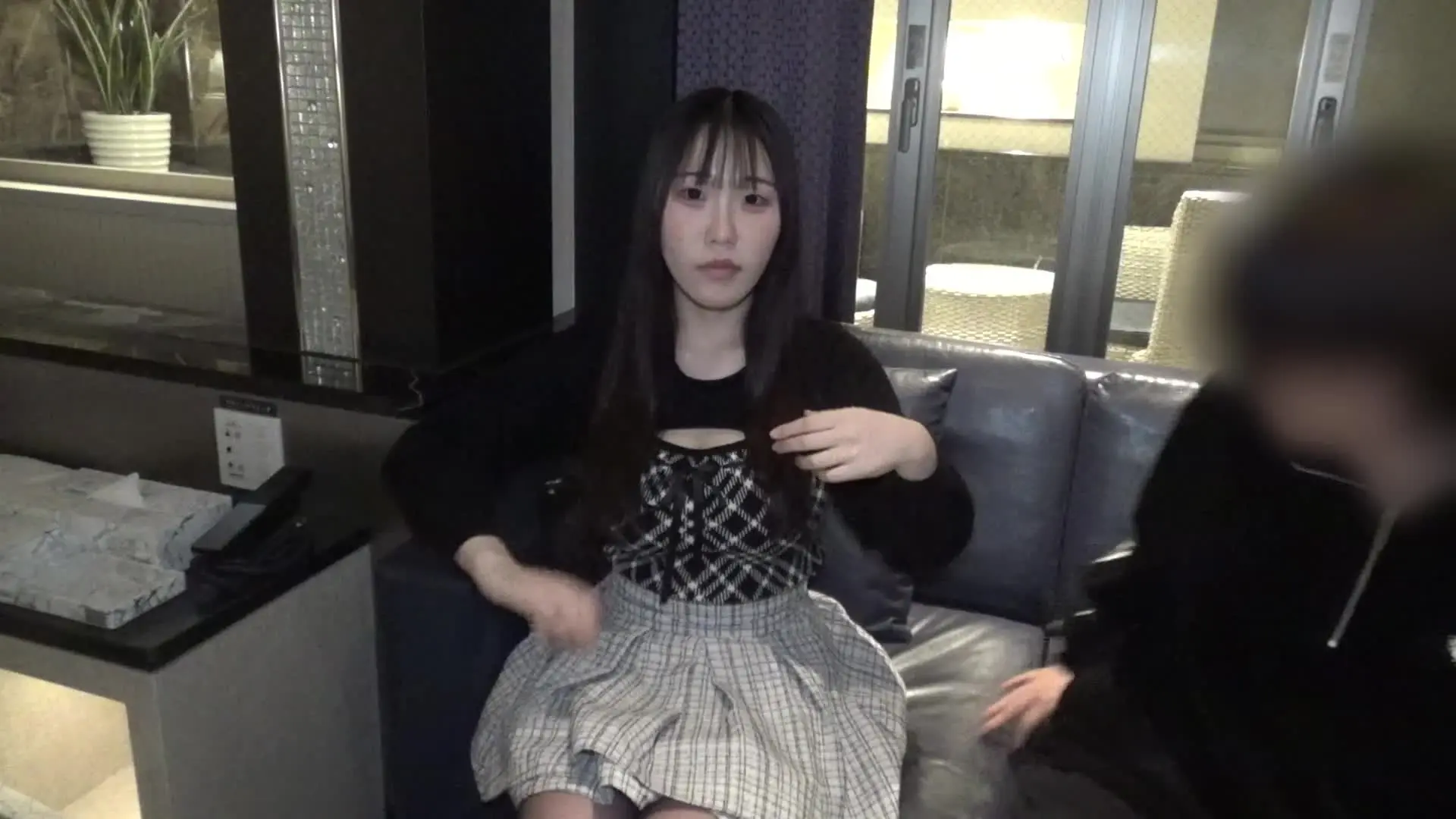 オナキング　巨乳美少女達とのハメ集（ほぼG乳以上）「AVデビュー直前のIカップ爆乳ちゃんに中出し。なぜか表AVデビューより先に中出し解禁です。」の投稿サムネイル