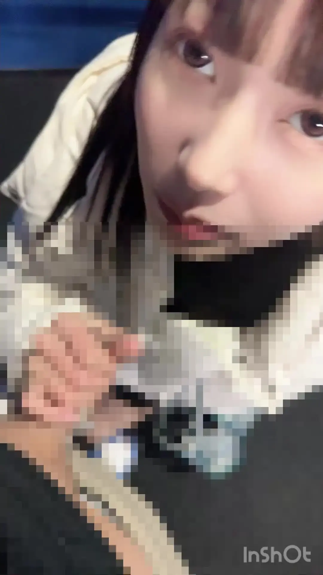 ハメ撮り一般人「スポッチャで賭けゲームして負けて階段でフェラさせられる、彼氏持ちの美女🫂」の投稿サムネイル