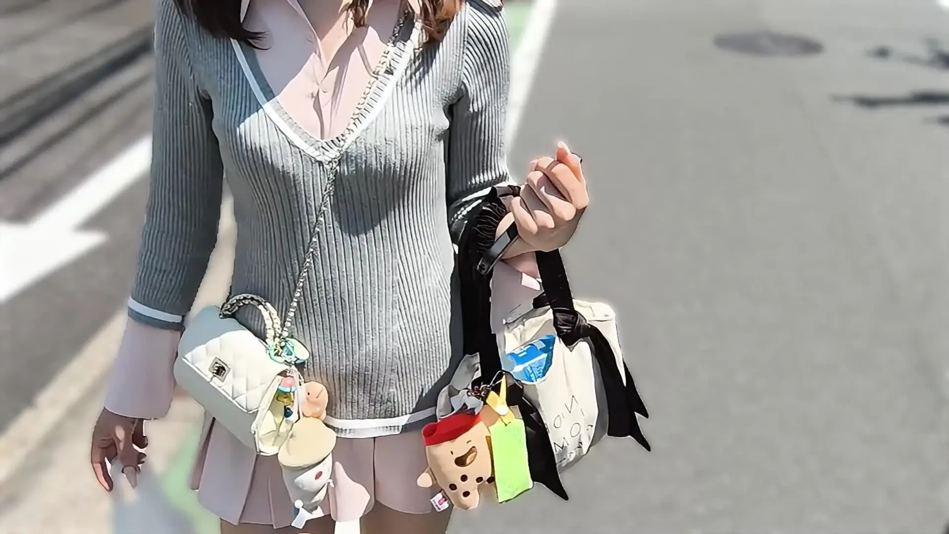 中出し托卵おぢのプライベート垢「彼氏がいるのにおじさんのちんちんしゃぶってます❤ 彼氏持ちのふわふわ系モデル美女にこっそり中出し。 放心状態で中出ししてもしばらく気が付かないくらい没頭していま」の投稿サムネイル