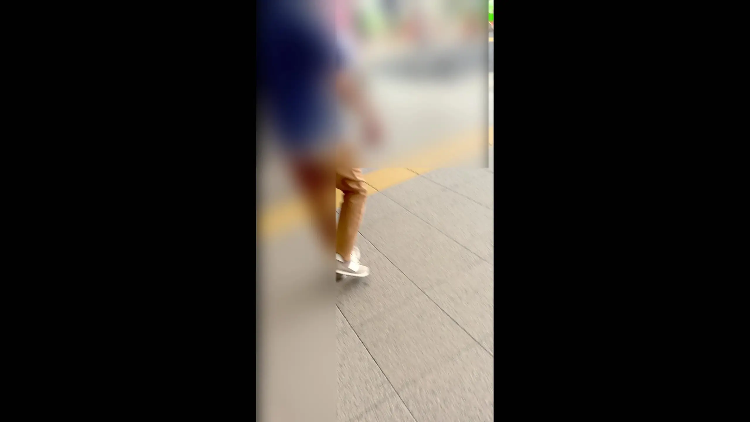 タカ♂生ぱん逆さ撮り📽️パンチラ「ちょっと収録時間が２０分越えと長くなってしまいました、、しかも良いシーンばかりですので自信ありです！！！」の投稿サムネイル