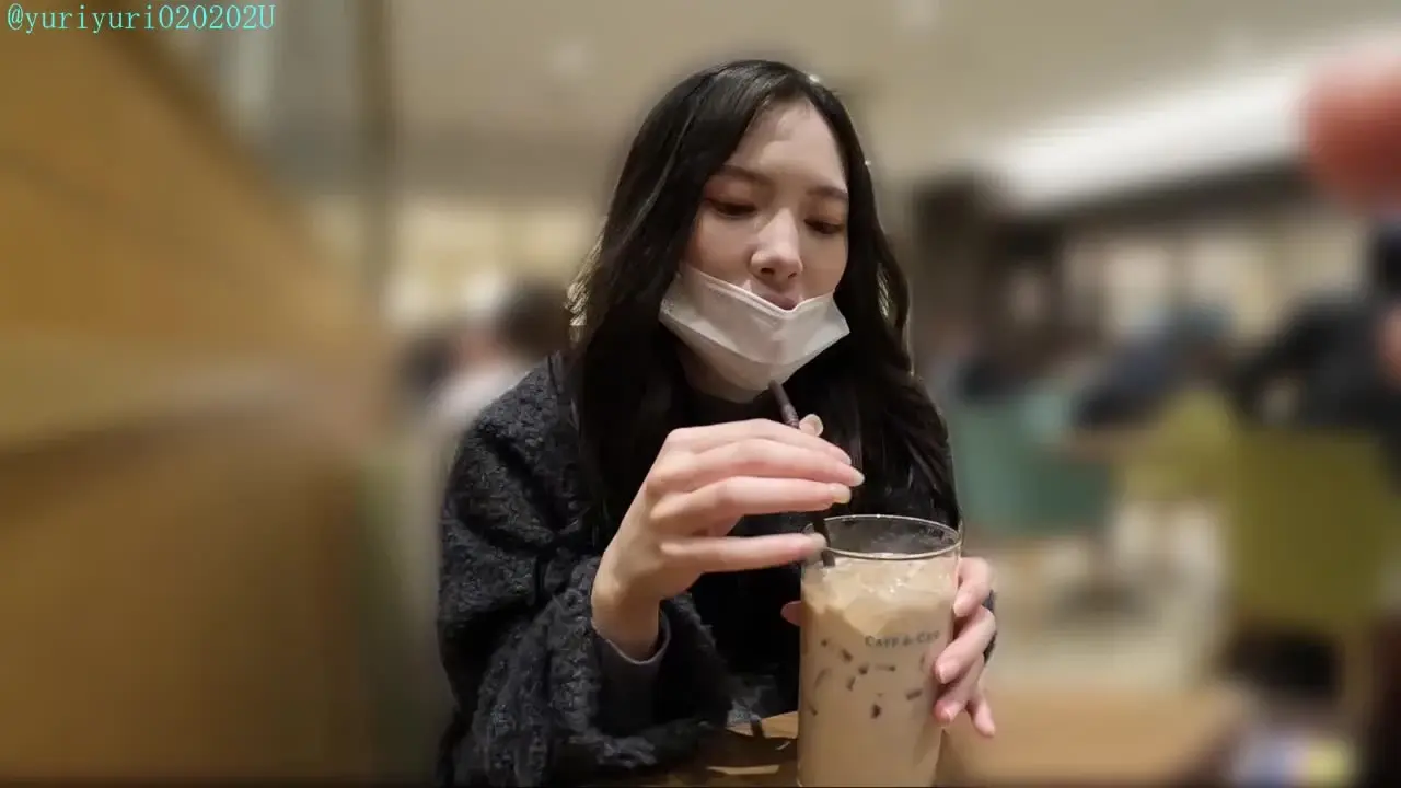 ユーリ「配信始めてすぐにランキング1位になってた美人ラウンジ嬢ちゃんと買い物デートしてからのホテルでハメ撮りエッチ。」の投稿サムネイル