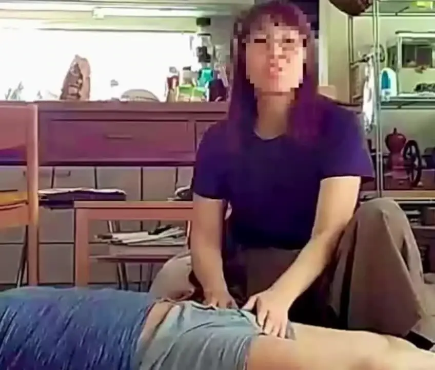 ♡復活♡D&M妻好き「愛妻M💕の手コキ💕動画🎥🩷 途中乳首も触ってもらって、 とても気持ちよく、 最後、勢いよく飛びました💦」の投稿サムネイル