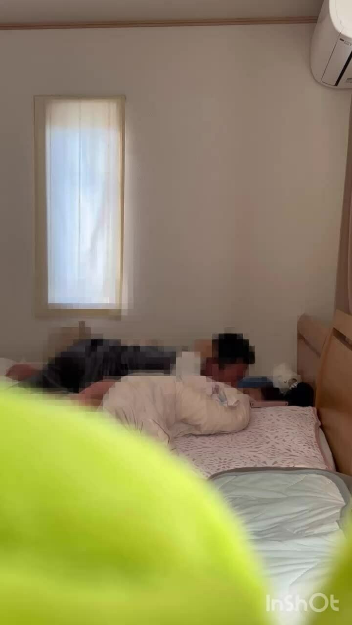 妻晒し「営み動画❤️ クンニからの挿入❤️ 気持ち良すぎて挿入してからが早い😅」の投稿サムネイル