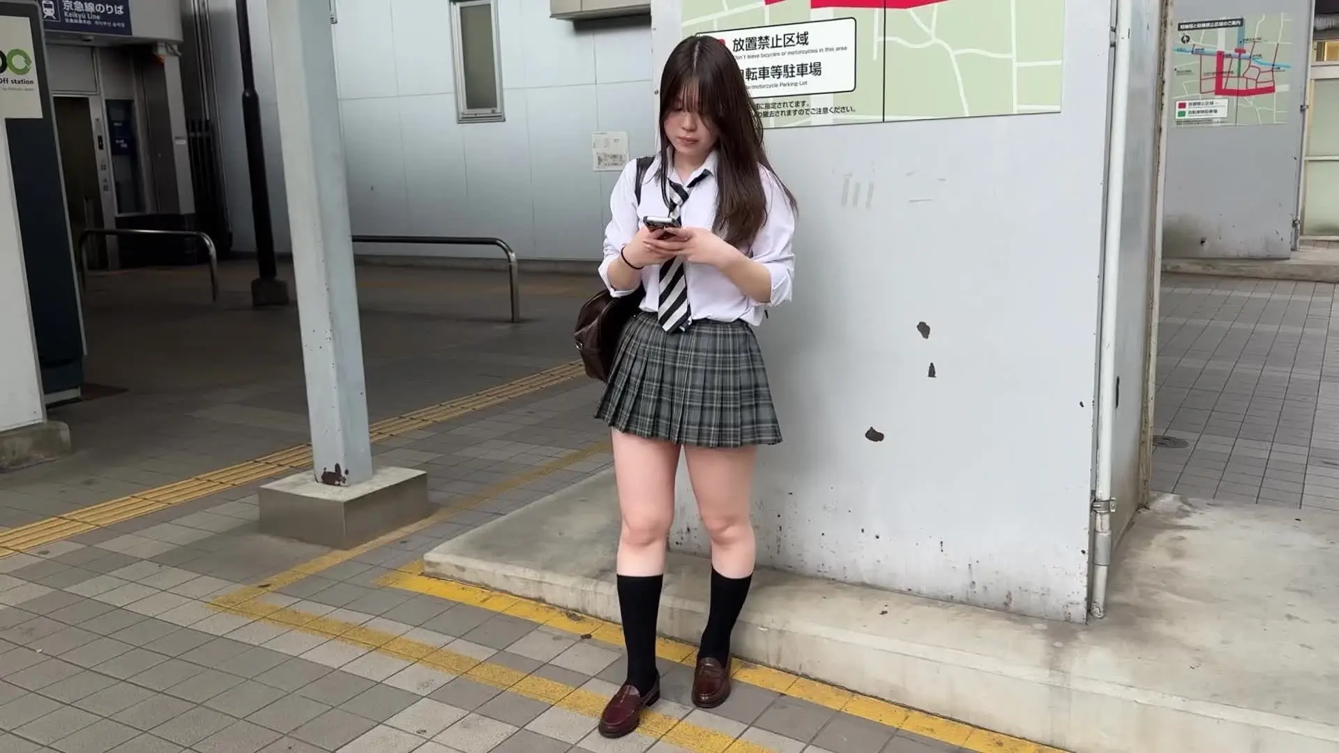 P活専門動画　サマースカイ（3日間で2日投稿中）「こちらは【超生意気可愛いKがおじテクでイキまくり生ハメ完了！】のお試しダイジェスト版」の投稿サムネイル