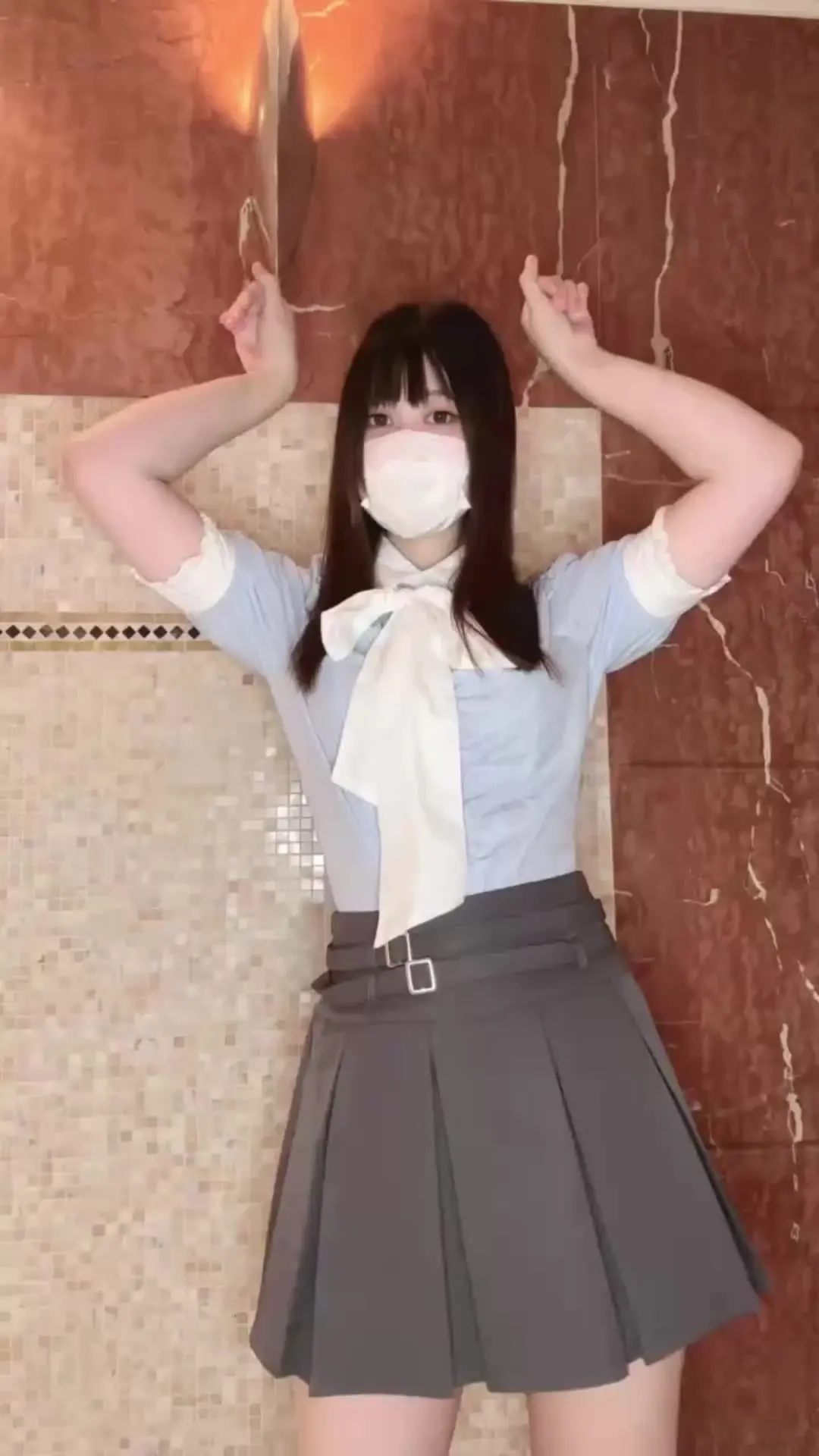 素人えっちとっく・ハメ撮り「■えっちとっく ついに当チャンネルに現役地下アイドルさん参入 現役でアイドルやってるだけあってTikTokの動きが良い」の投稿サムネイル
