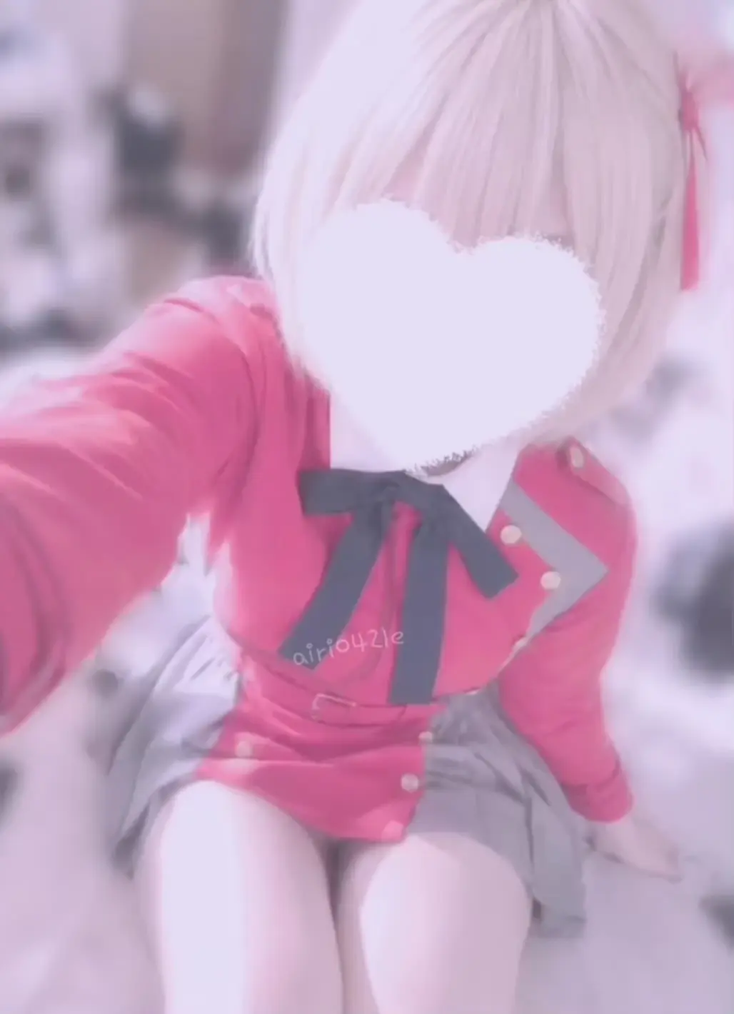 白乃あいり👀「ちらっ！」の投稿サムネイル