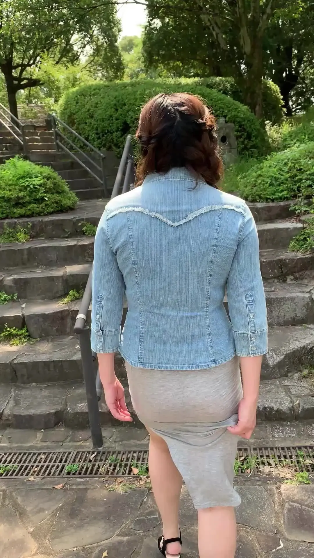 肉便器人妻ノ乃🌻🌻日頃は真面目な隣の奥さん🌻🌻「真夏の昼間からアナル狂尻穴中毒人妻」の投稿サムネイル