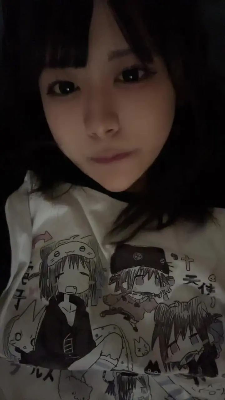 むてきの子宮❕「※本編は暗転してるとこありません＞＜‼️ お兄さんが子宮でシコシコしてるの想像したらムラムラしてまたオナニーしちゃった…꒰ ՞ ܸ. .ܸ՞꒱ くちゅくちゅって」の投稿サムネイル