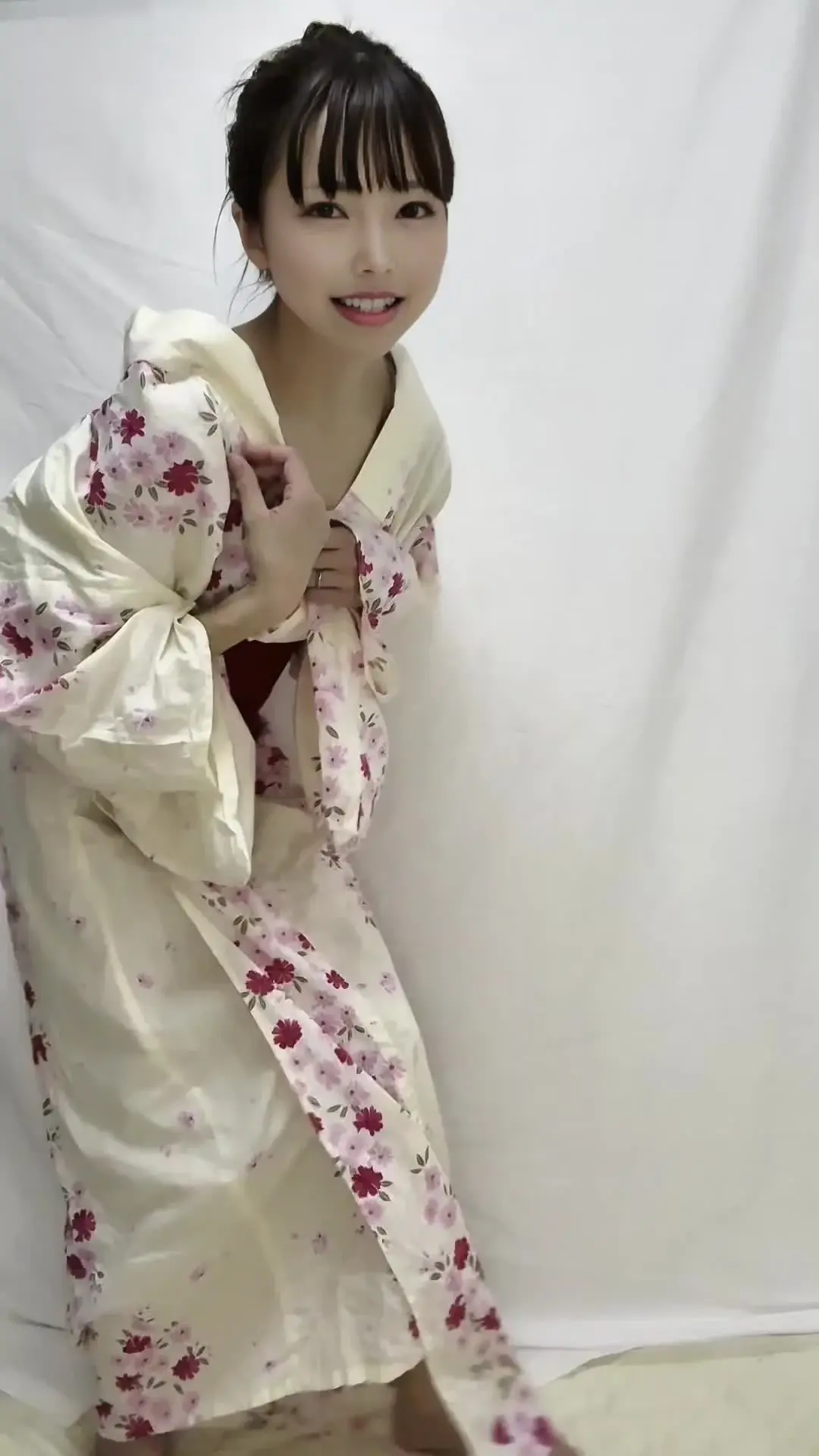n「真面目な先生なのに浴衣で連続イキ…♡浴衣デートの後のお楽しみは拘束プレイ♡」の投稿サムネイル