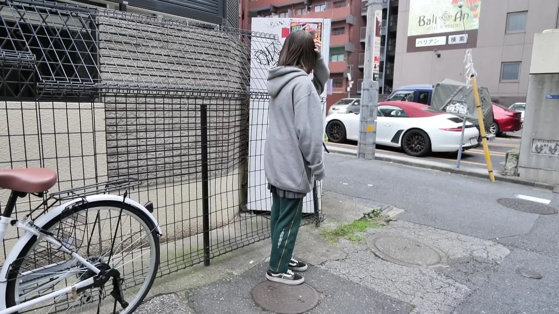 ムラタ「今日は「あの頃」のハメ撮りを公開したいと思います！！ みんなが私を知ったきっかけは何だったでしょうか。 昔のハメ撮りで知ってくれた方も多いのではないでしょうか。」の投稿サムネイル