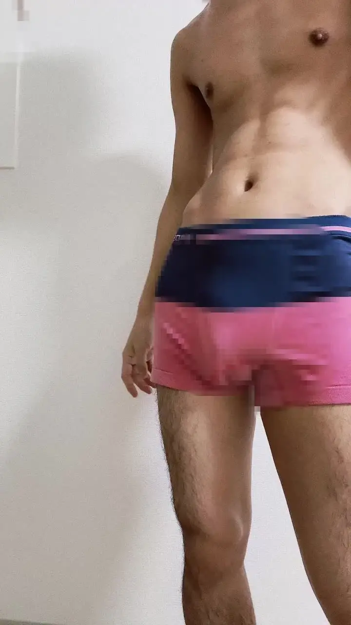 🩷S系痴女レイカ🩷「【ち○ぽビンタ×ルーインド2回×男潮崩壊】 「ビンタされてるのに、なんで勃ってるの？笑」 痛いはずのに我慢汁垂らして、情けない変態ち◯ぽ🩷」の投稿サムネイル
