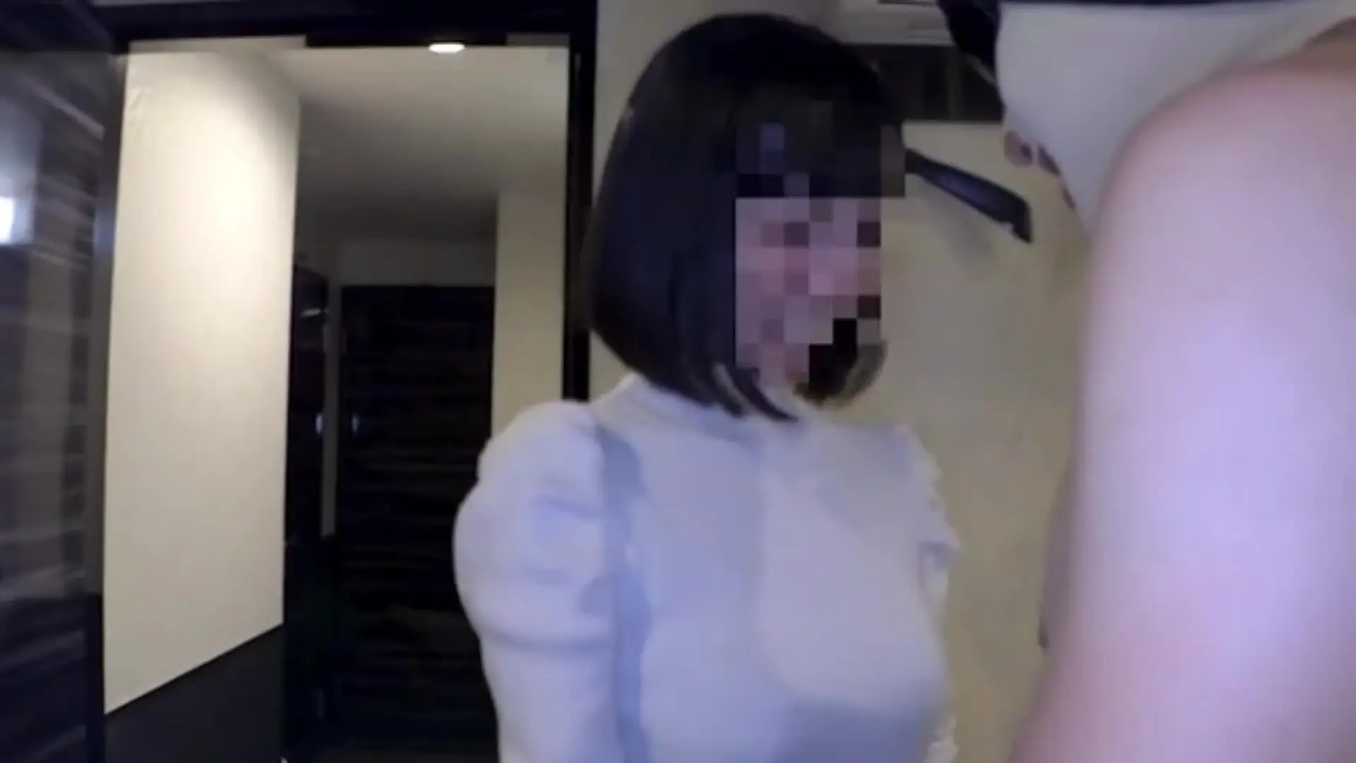 たまちゃん@風俗体験レポ「【風俗体験動画】清楚な人妻の崩壊。ドM奥さま専門店で味わう禁断の調教。理性を失い、ドエロい淫語を連発しながら何度も絶頂する姿を完全記録🩷」の投稿サムネイル