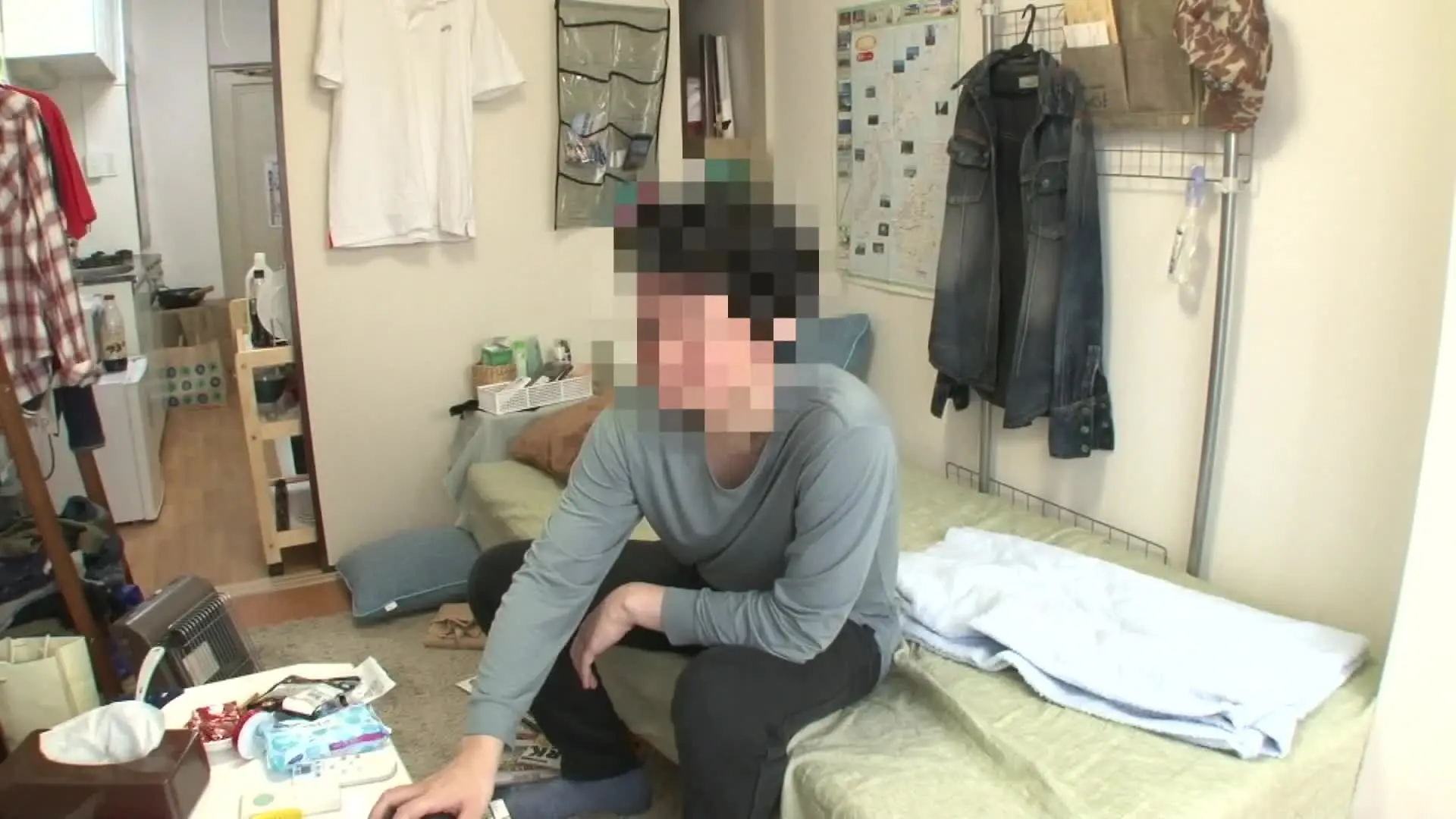 【人妻専門】顔出し中出しブイログ「【40代人妻】AIに相談した結果、家事代行で来てくれた四十路の奥さんとヤレちゃいました」の投稿サムネイル