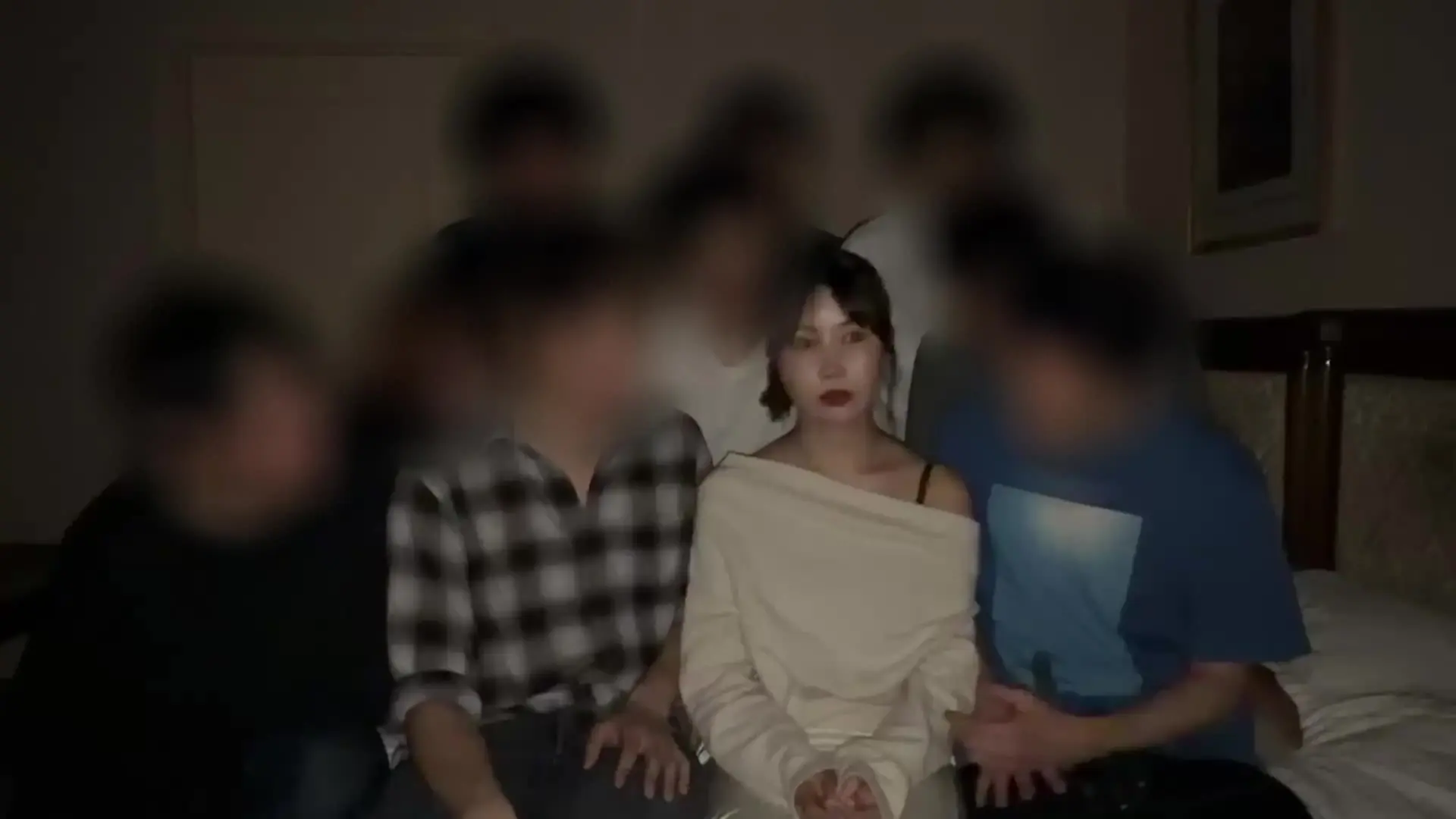 大学生の日常「Hカップの爆美女をホテルに呼び出してヤリまくったwww ※本編”完全顔出し”です。」の投稿サムネイル