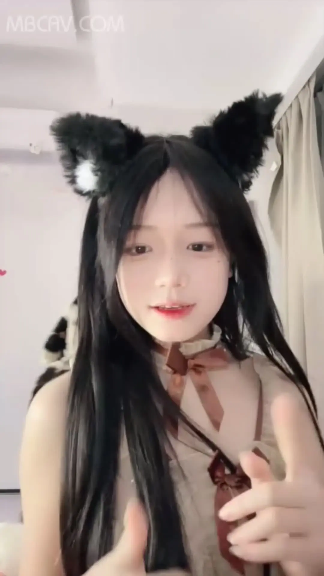 万人の成人ライバーを厳選「「ライム」かわいい20代の巨乳少女、童顔でボイン。」の投稿サムネイル