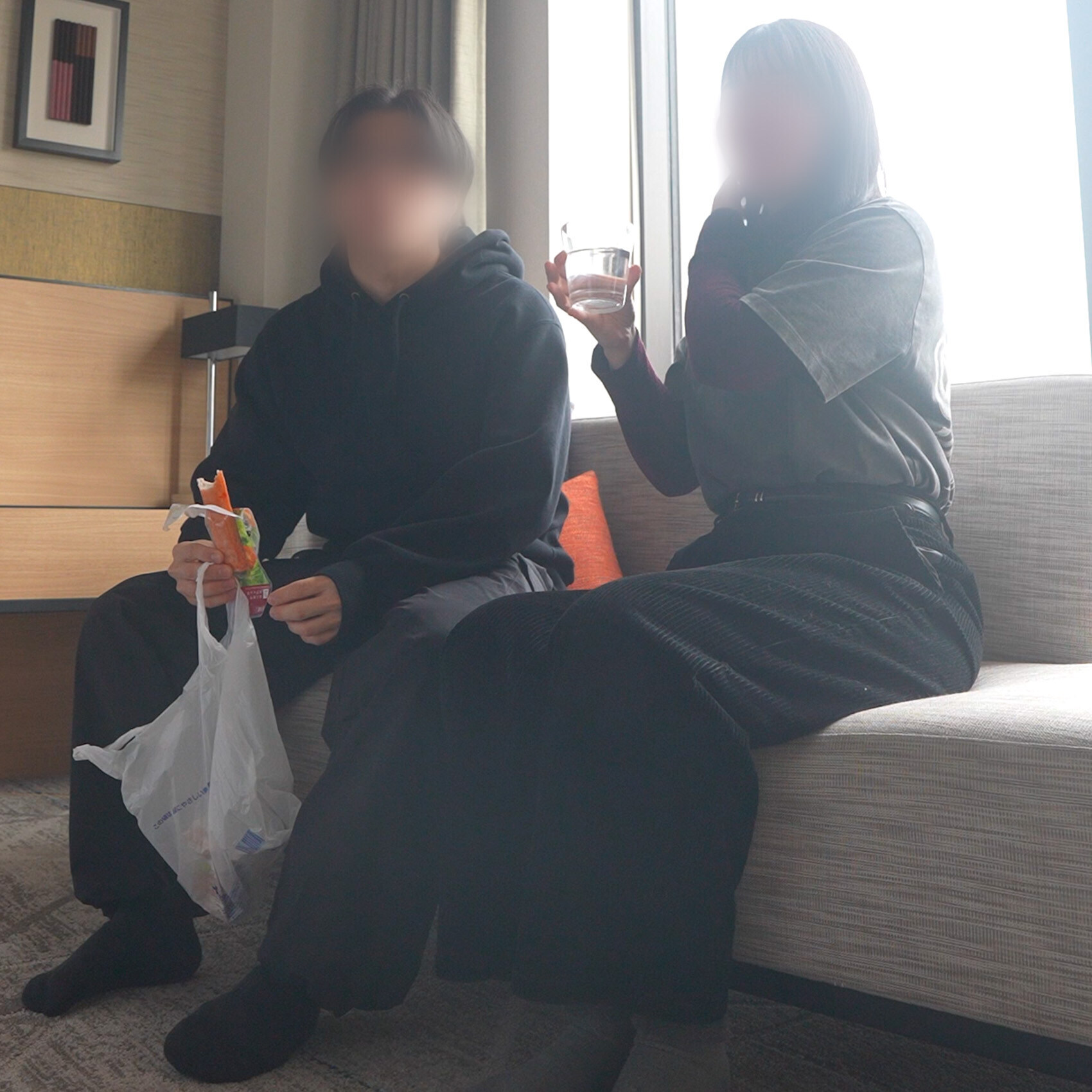 【彼氏の目の前で雄さんと中出しえっち!?「これは彼氏への罰なんです」ふたりで会いにきた大学生カップル】(1時間53分)
▼本編はこちら
https://myfans.jp/posts/af593e95-5c08-4c3f-b8ca-784286c48591 (2/2)