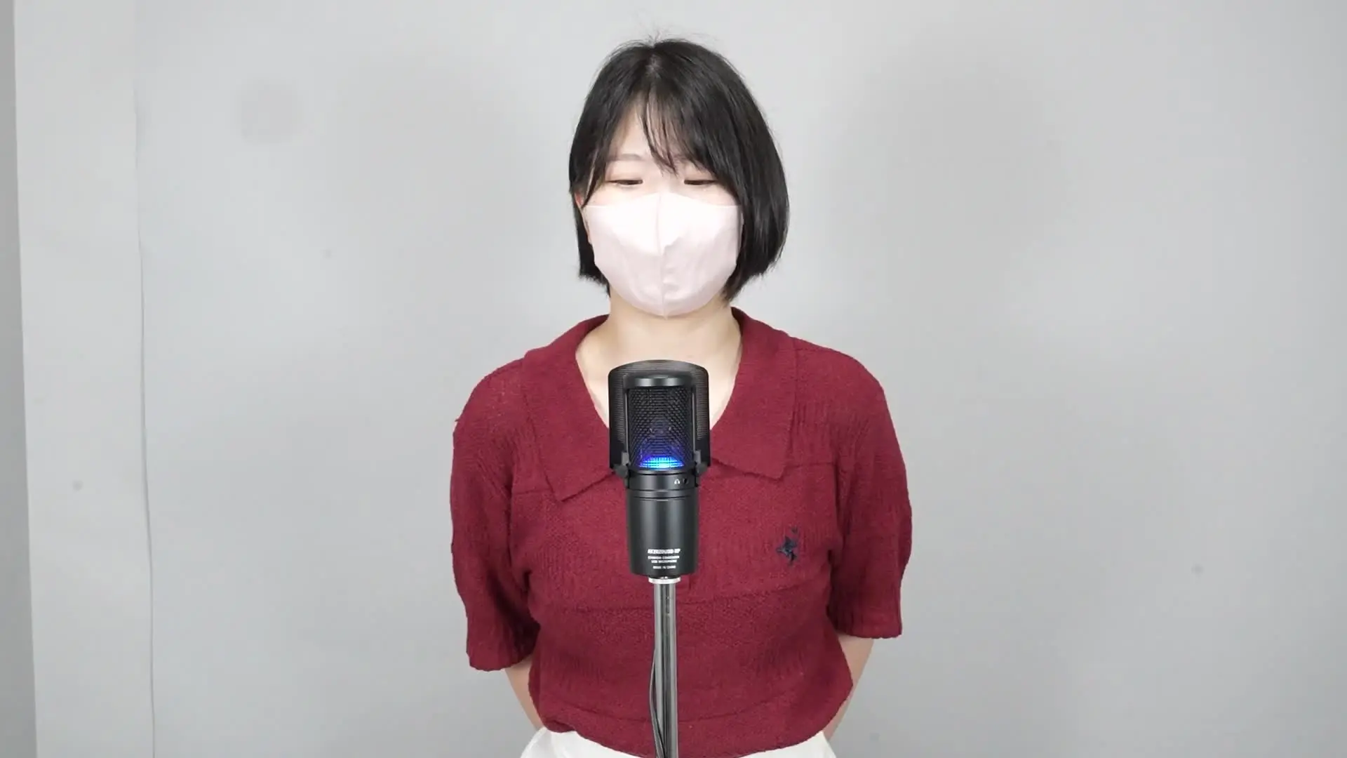 The First O-nani【ファスニー】「【動画No.9】 名前：千紘（ちひろ） 年齢：26歳 職業：都内商社OL 一見すると真面目でおとなしそうな雰囲気の千紘さん。」の投稿サムネイル