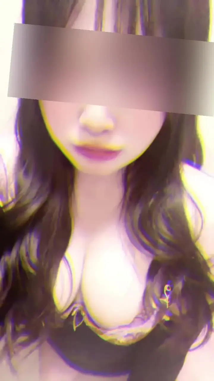 RYO【素人女子達との記録】「20代前半┃看護学生┃ドM┃Gカップ とんでもなくエロいです。 今月中に動画アップするのでお楽しみに。」の投稿サムネイル