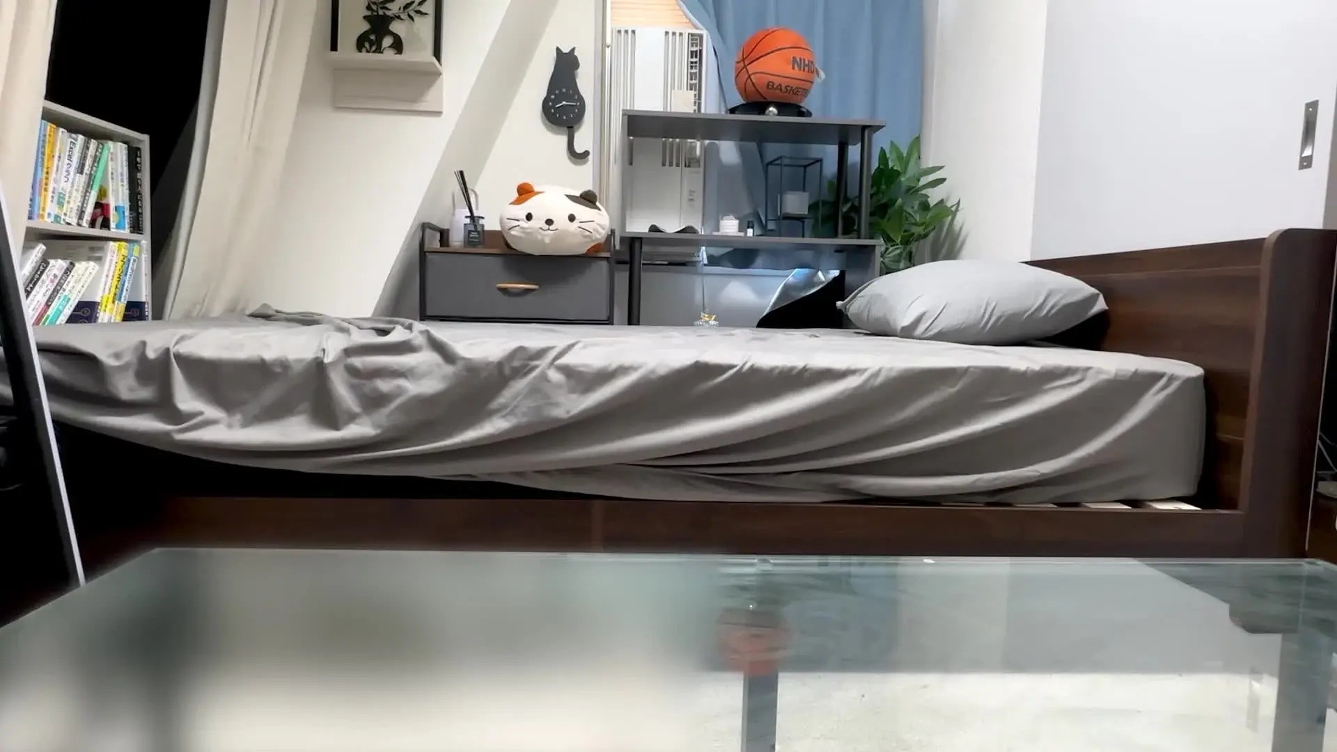 【浪人生の日常】※毎日更新※「【パチ屋でバイトしてる最近まで●Kだった彼氏持ち19歳のまんこに種付け】」の投稿サムネイル