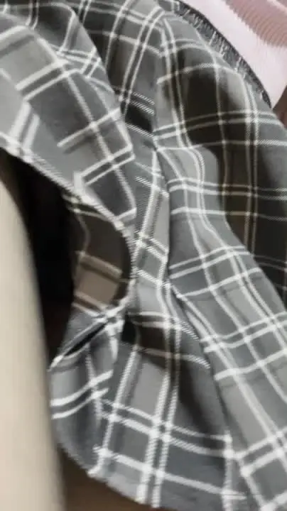 ゆあ💕パンチラ奴隷「おな動画一挙公開！ 黒ストでパンツの中に手入れてぐちょぐちょしてます！」の投稿サムネイル