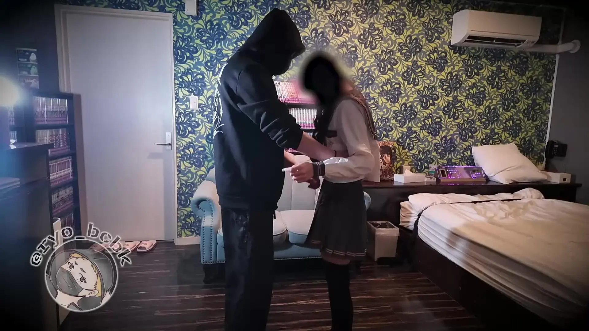 陵【100%素人女子バチボコ】「【制服ニーハイ細身美少女をバッチボコ】 Xで1,000いいねを超えた動画に加え、未公開のシーンも含まれている完全版となります。 制服、ニーハイ、巻き髪、醸し出る」の投稿サムネイル