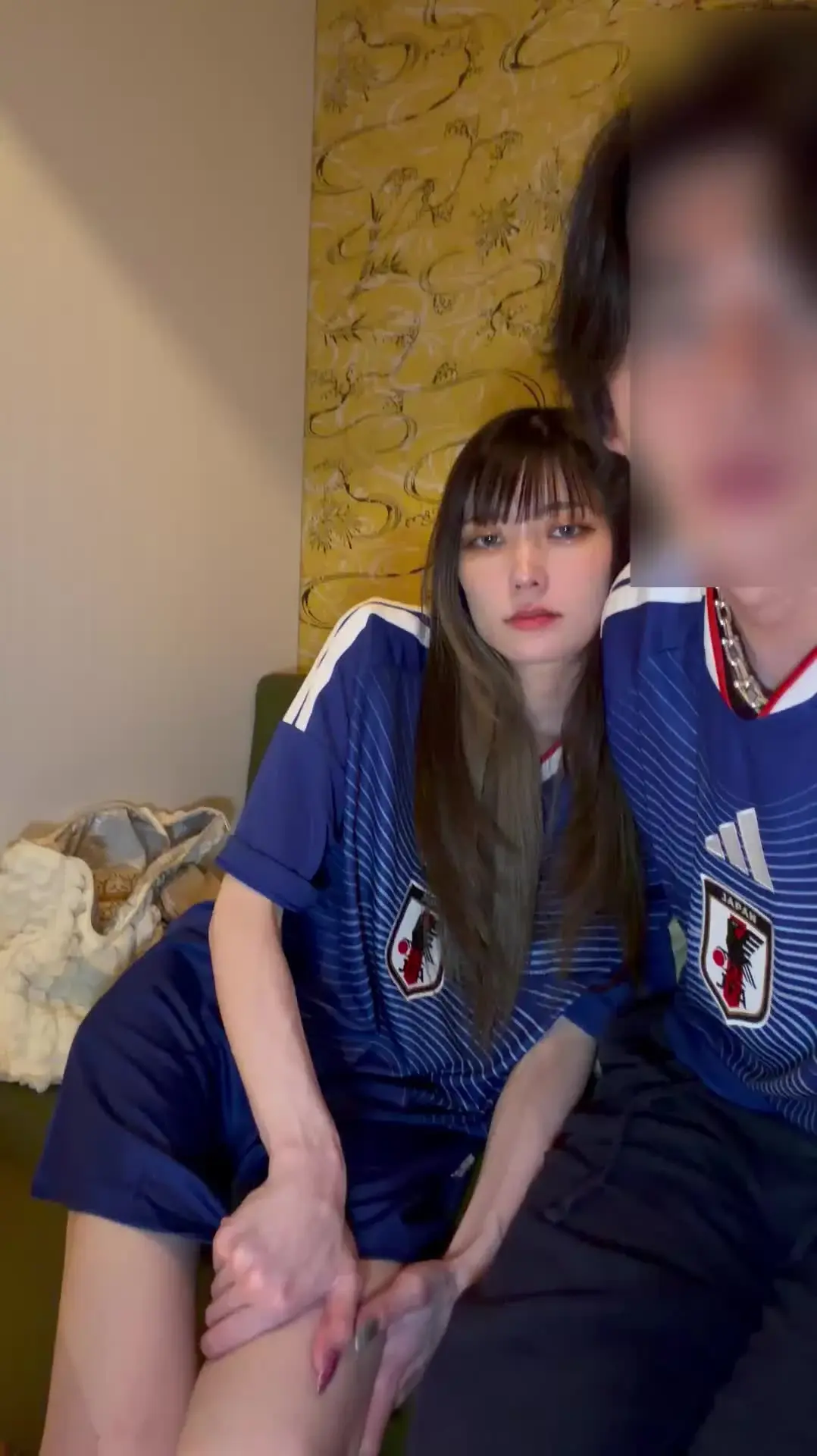 佐藤ゆきやとSNSで話題の美女たち「秋葉原のコンカフェ嬢とワールドカップ見た後にえっちしてきた！」の投稿サムネイル