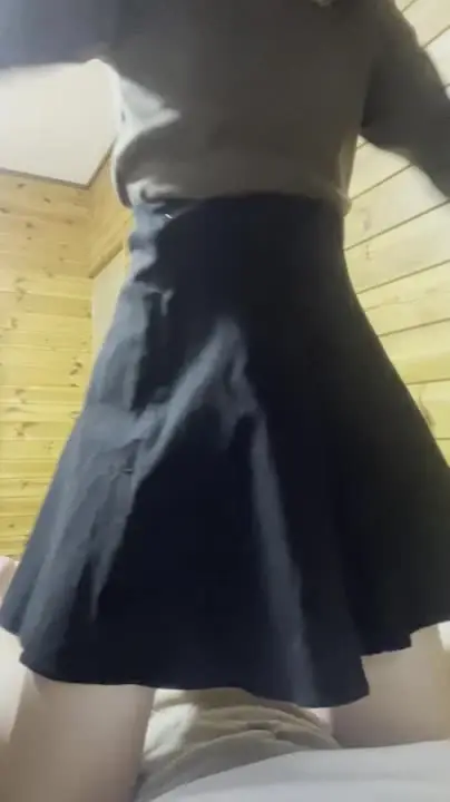ゆあ💕パンチラ奴隷「おな動画一挙公開！ 最初はおしりさわさわして最後はクリでイッちゃいます笑」の投稿サムネイル