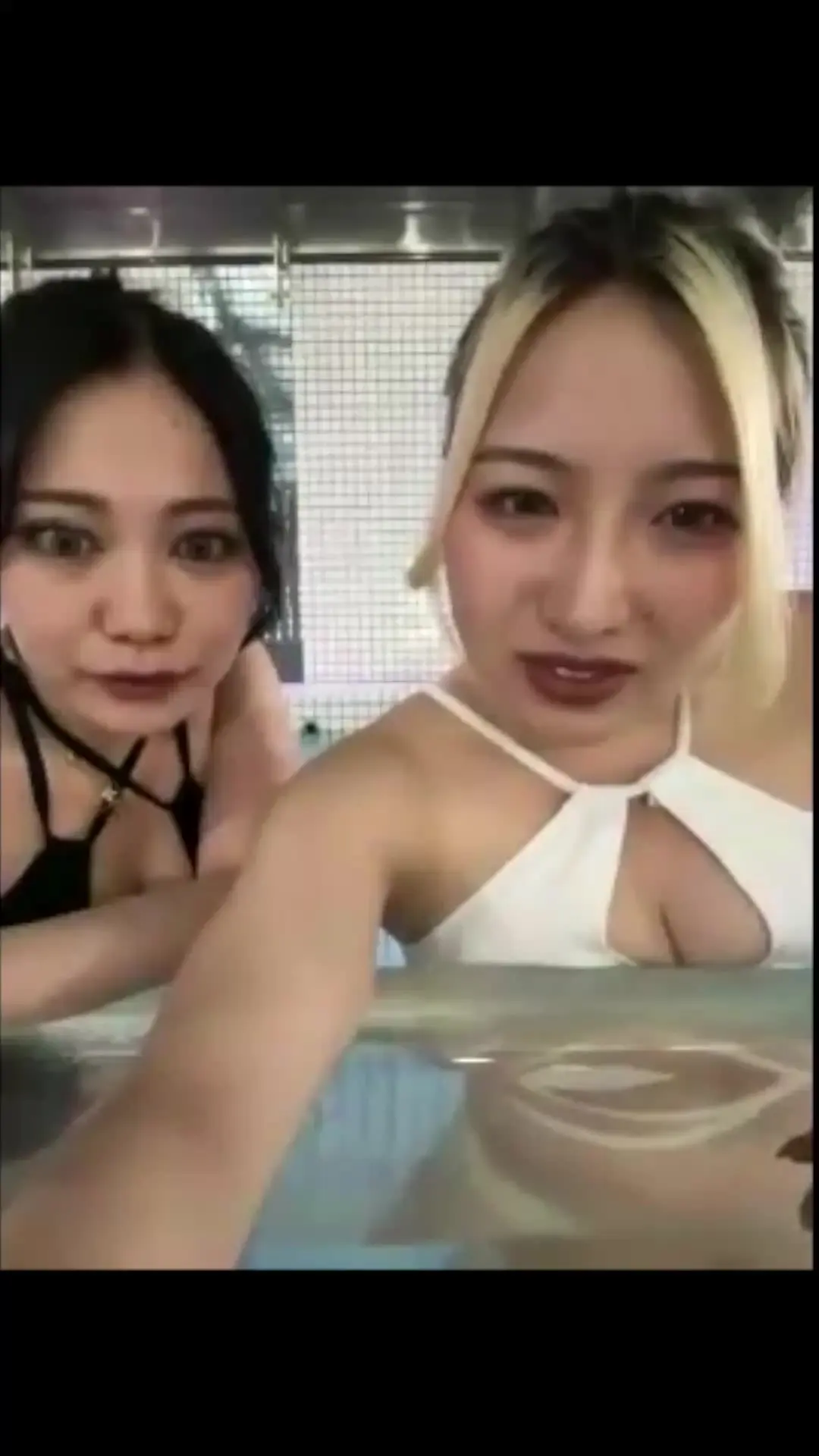 Juri🦋「【元有名裏垢女子おゆﾁｬﾝとじゅり最後のレズセックス】 だーいすきなおゆち引退前最後。じゅりのこと選んでくれて嬉しすぎた😿💖 いっぱいじめていじめられて途中グチ」の投稿サムネイル
