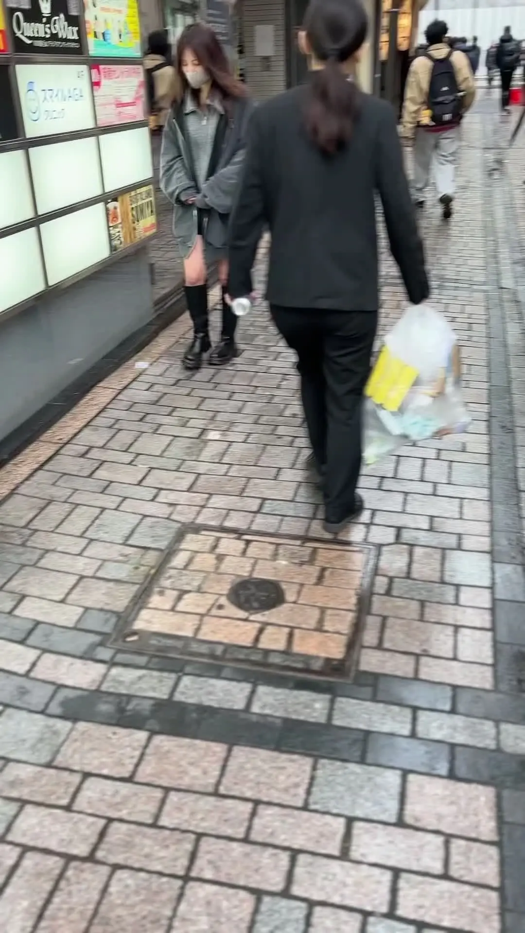 ヱロ動画【買取】ってイイですか？「No.4 友達の彼氏をすぐ寝とる淫乱まんこ 親友の彼氏とのハメ撮りの買取に成功。 基本的に友達の彼氏はすぐ寝とるみたいで、」の投稿サムネイル