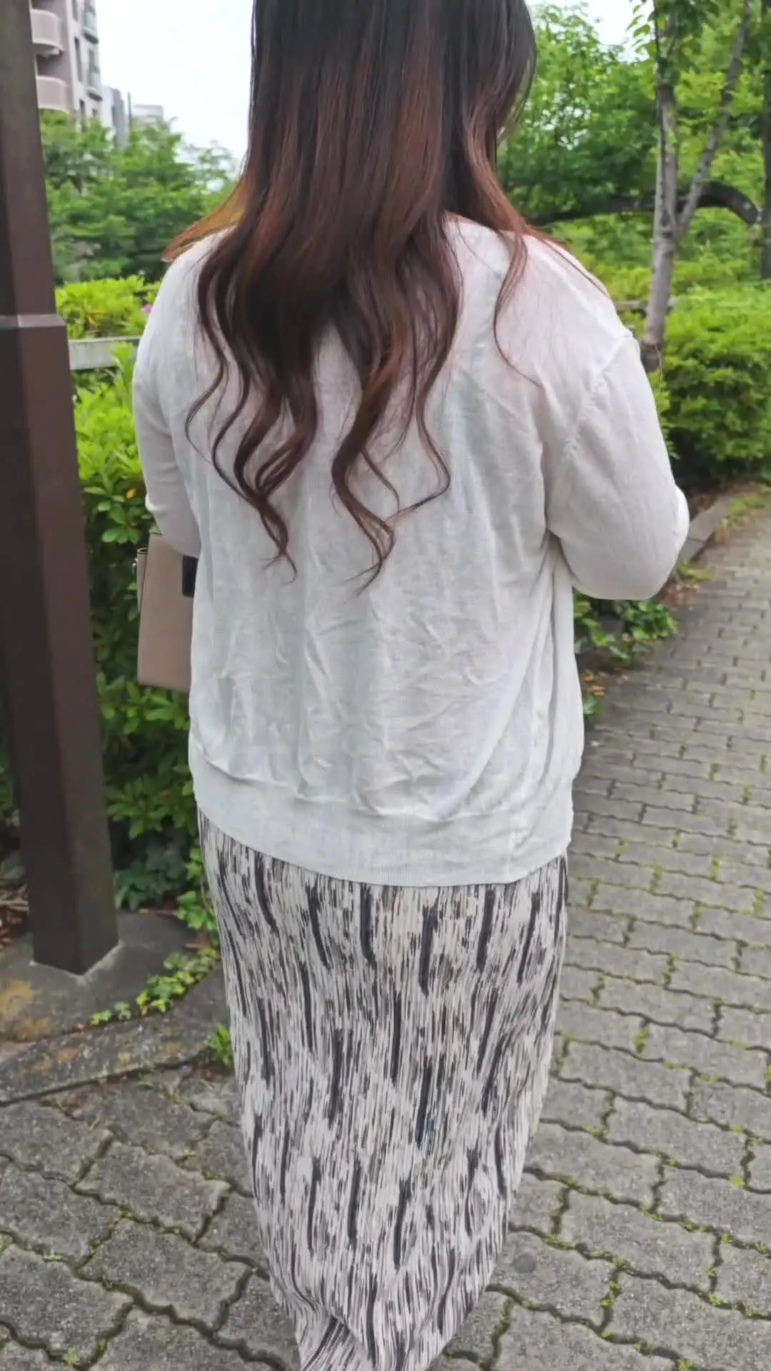 M助～街角ナンパの達人～「#12【なつめさん・40代】ヒップ101cmの専業主婦をナンパ」の投稿サムネイル