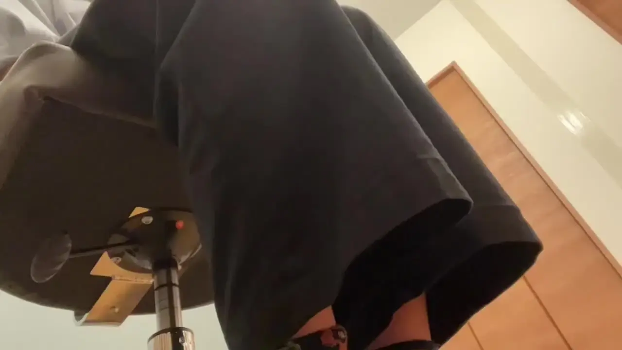 翔太郎！マッサージ動画中心「男性セラピストが営むフェムケアサロン Femcare salon run by a male therapist 男性セラピストが営むフェムケアサロンの施術風景」の投稿サムネイル