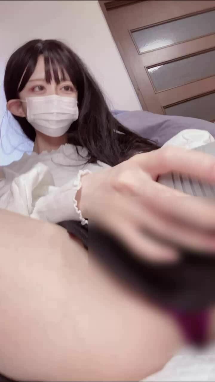 ビーズがクリにあたってきもちよすぎる、、 (2/2)
