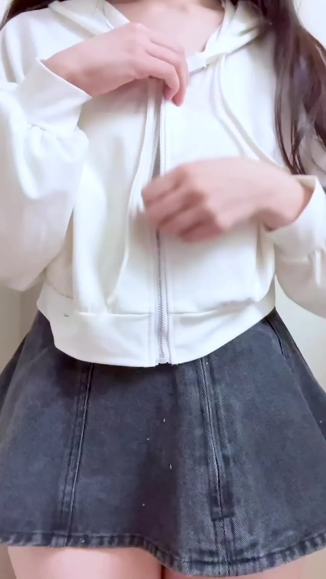 セナちゃんは素直になれない😈「📢今回は、Xで削除された幻のショート動画を期間限定で公開:❤」の投稿サムネイル