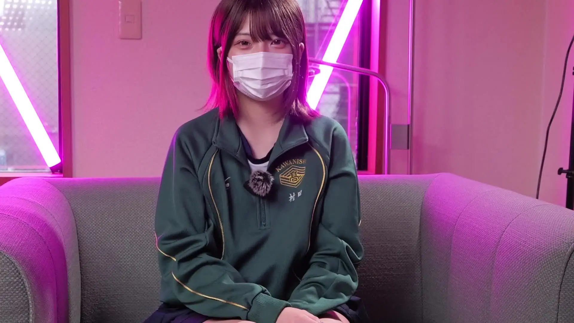 ムラタ「SEX前のイントロ 本編は確かこれ 幼馴染とSEXする、みたいな設定だったような。。。太古の昔過ぎて」の投稿サムネイル