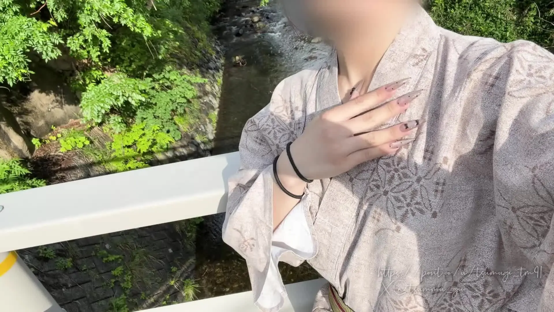 紬⌇奨学金返済ネイリスト「温泉行ってきました 水着に着替えてお風呂入ってるとこまでvlogっぽく編集してみましたぁ この2ヶ月仕事と秘書活動ですごく忙しかったので連れてってもらってリフレ」の投稿サムネイル