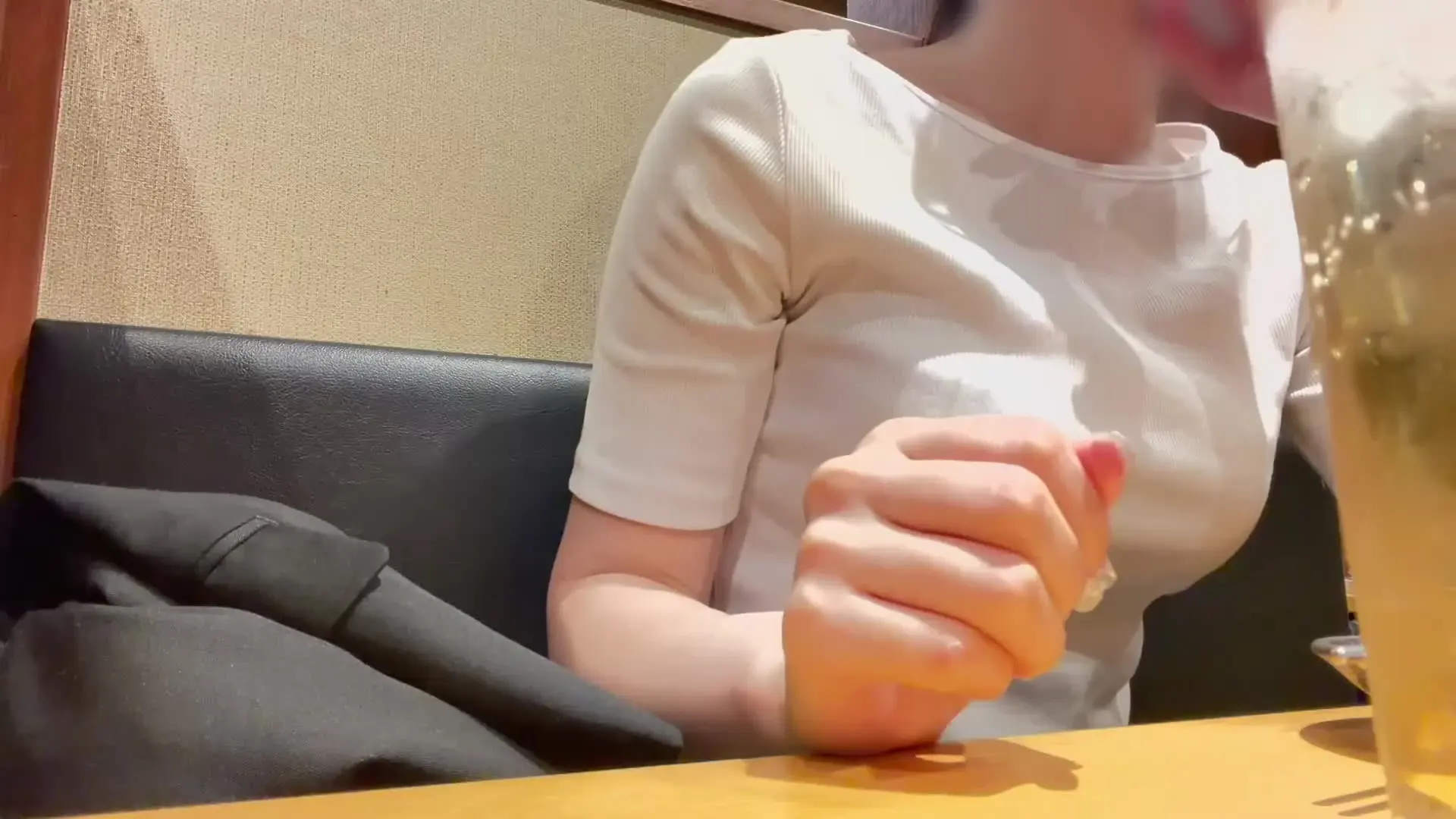 ななみ💍ウェディングプランナー「ついに、あの上司とイケナイ関係になっちゃいました💦 これは「SEX中に上司から電話」の動画の翌日 口封じの為に居酒屋に誘ったら」の投稿サムネイル
