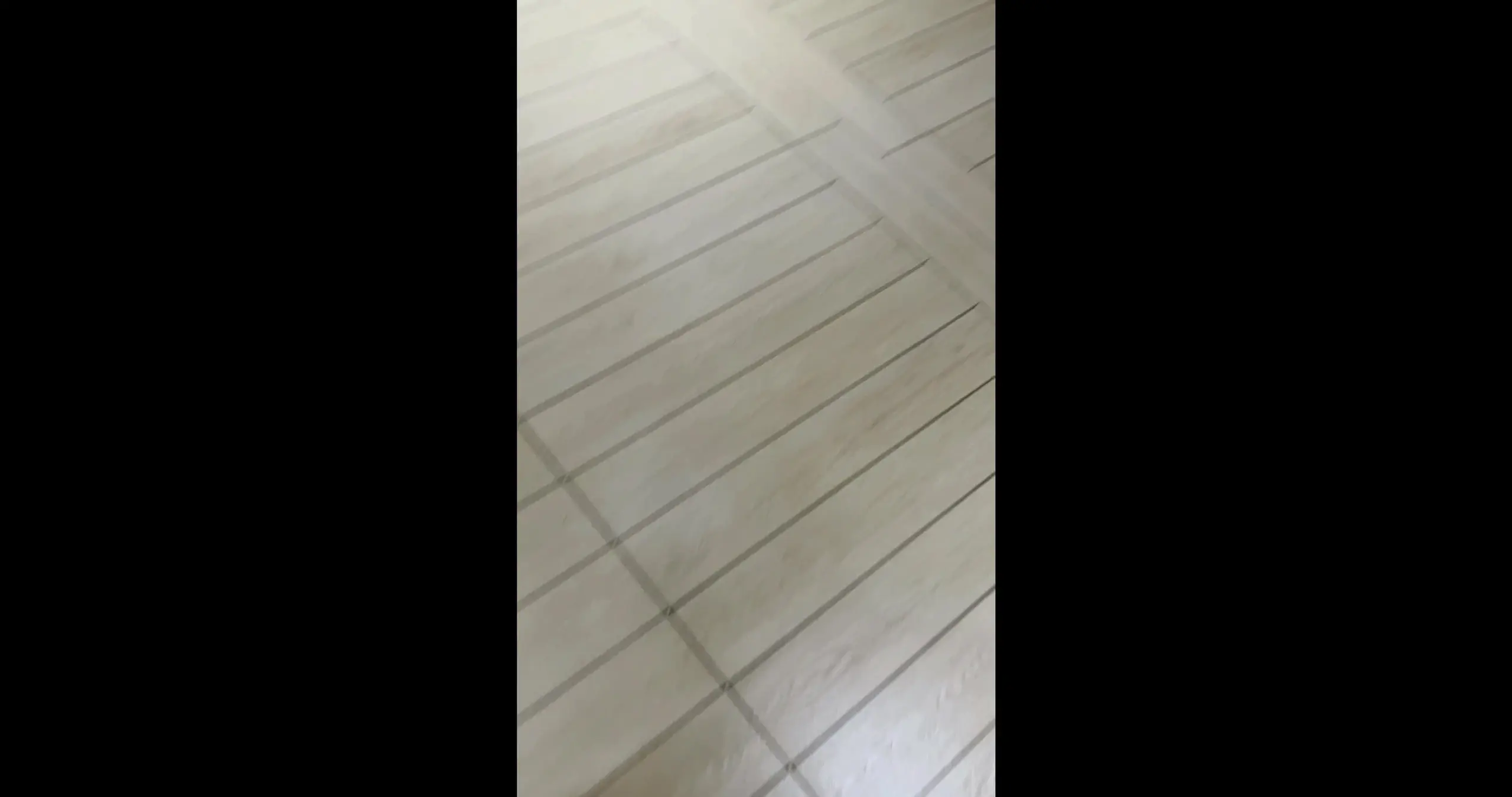 タカ♂生ぱん逆さ撮り📽️パンチラ「暖かくなってきて撮りにもいい季節となりましたｗ そんな中ですごい子と出会いました！ タゲはおそらく私服K。童顔でかなり可愛いです！」の投稿サムネイル