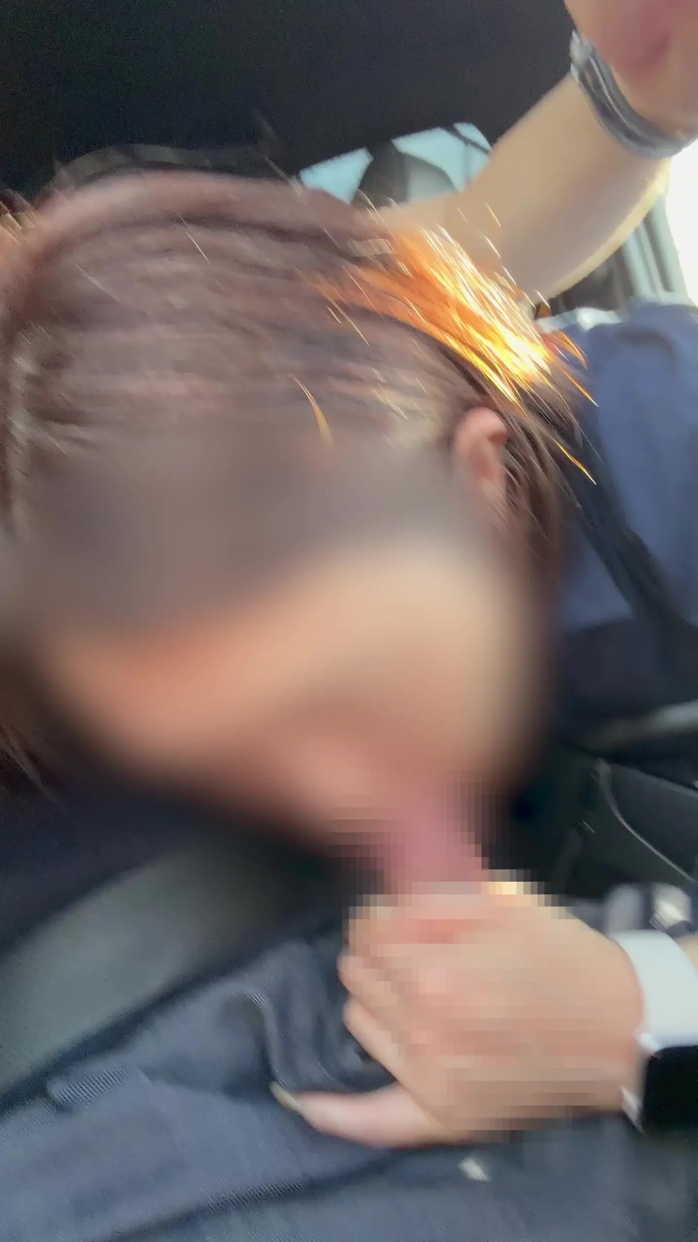 れんれん【他では見れない本当の素人さん】「【他人妻と海に行ったら始まっちゃいました】 カフェデートの後、車内で咥えさせてたら我慢出来なくなっちゃいました。 海辺でイチャイチャからフェラへ…」の投稿サムネイル