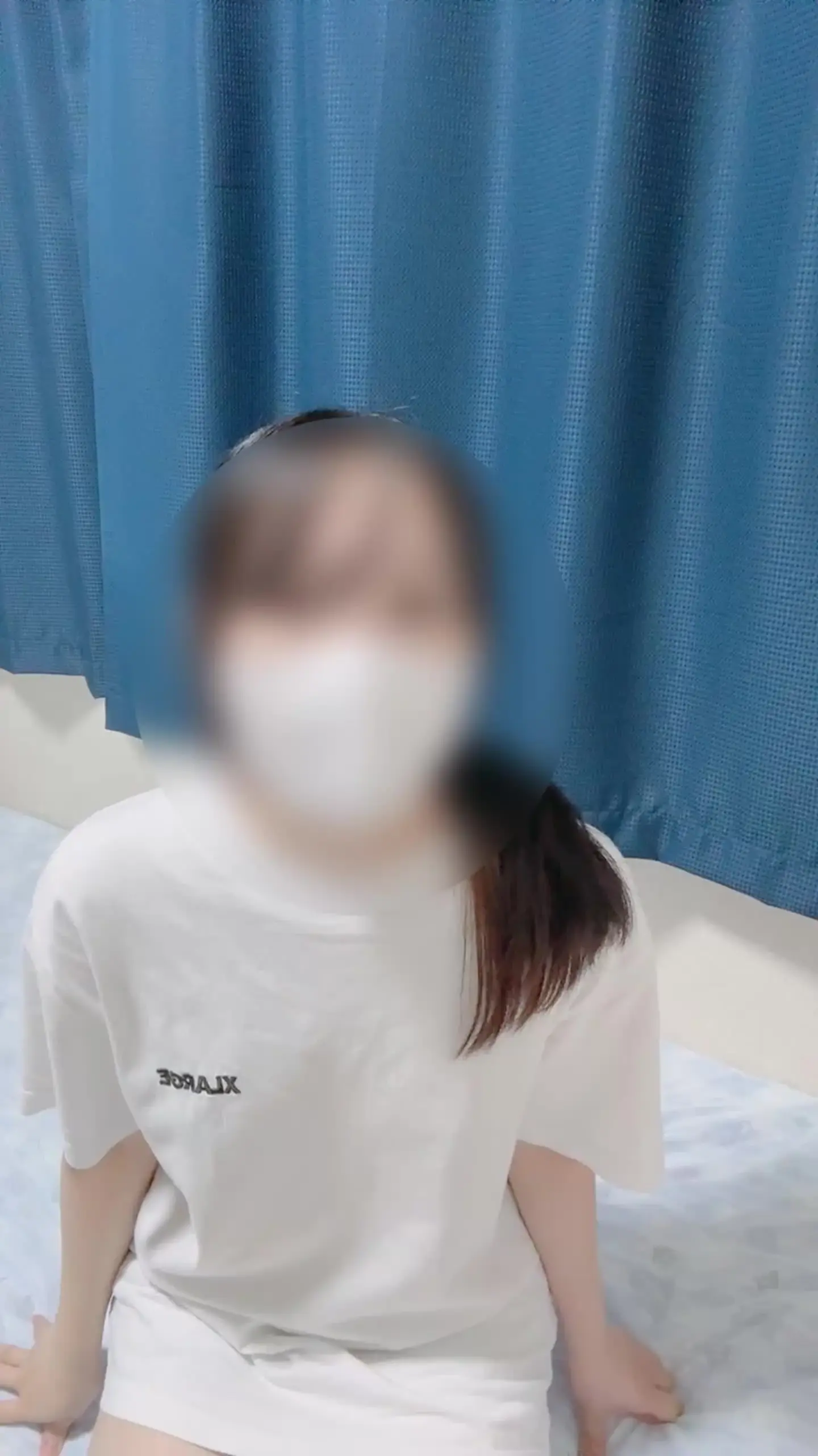 彷徨う10代すず「10代女子大生のお◯にー。 いつも動画を見てくれてありがとう☺️」の投稿サムネイル