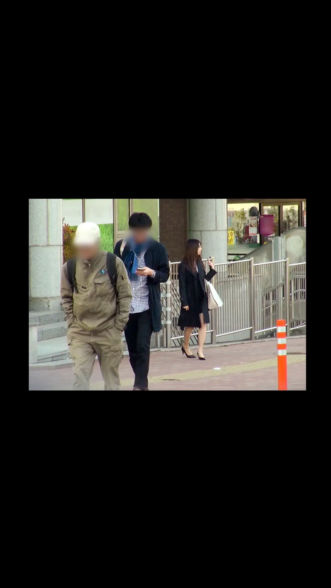 昼職女子にしゃぶらせてみた。「●サンプル画像 本編「荒川さん/24歳/営業職」 本編「荒川さん/24歳/営業職」」の投稿サムネイル