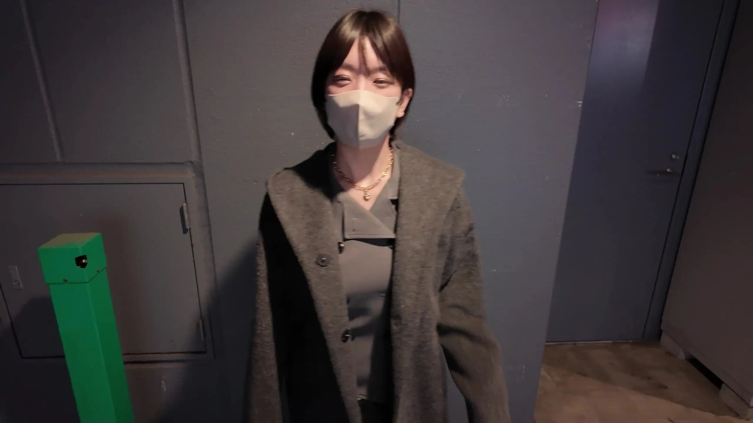 手コキ搾精女子「【本編目出し】響きょうさん コラボ 響きょうさんから公開されてる動画とは別収録のものになります。 M男/ 痴女 /手コキ / 素人 / 個人撮影」の投稿サムネイル