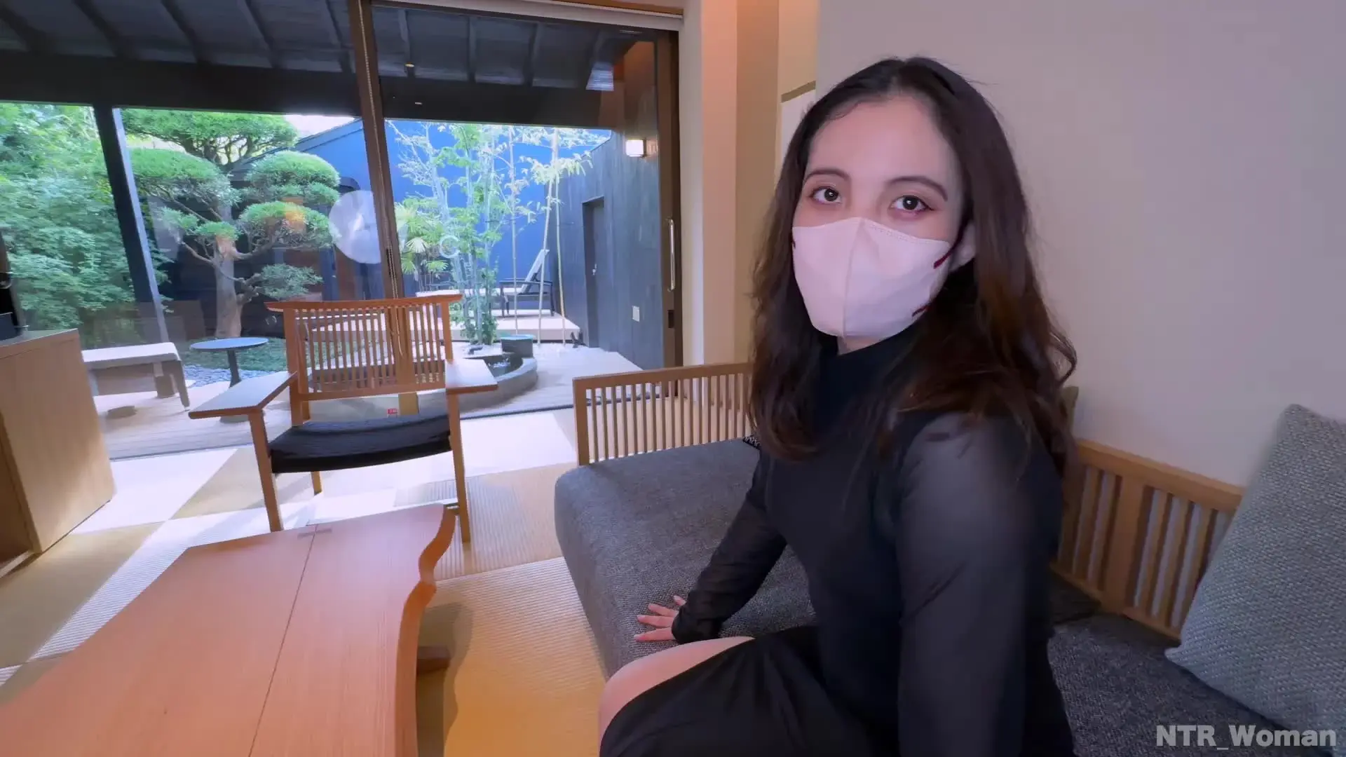 ひろき｜本物人妻さん,彼氏持ちNTR日記 (NTR_Woman)「夏の旅館で密会H♡ 人妻さんと中出しSEX旅行 今回は旦那さんが出張の隙に、人妻さんと庭付き旅館へ出かけた時の映像です🌟 ※到着してわずか30分、声を殺してこっ」の投稿サムネイル